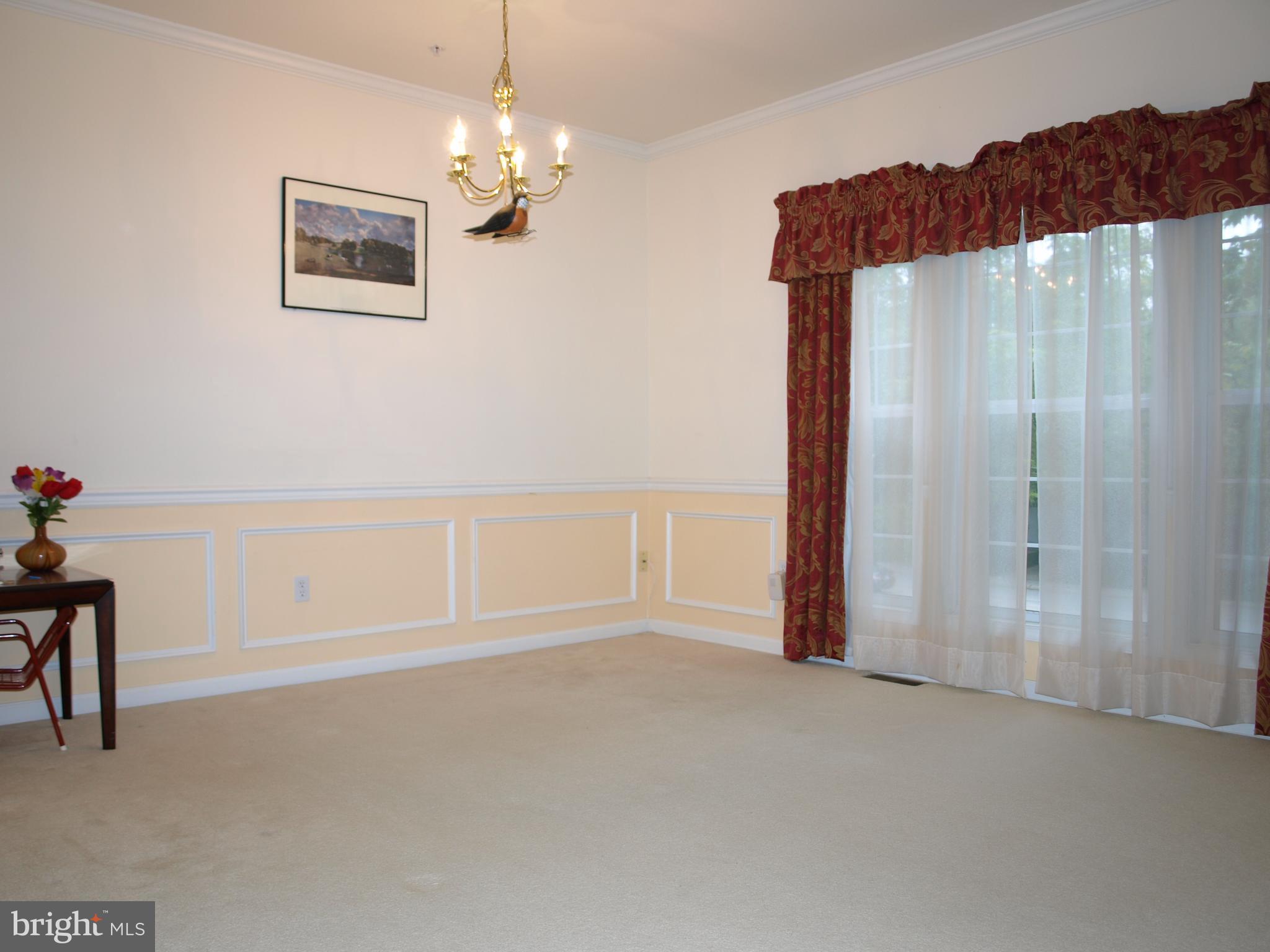 EMERALD KNOLLS - Residential Lease