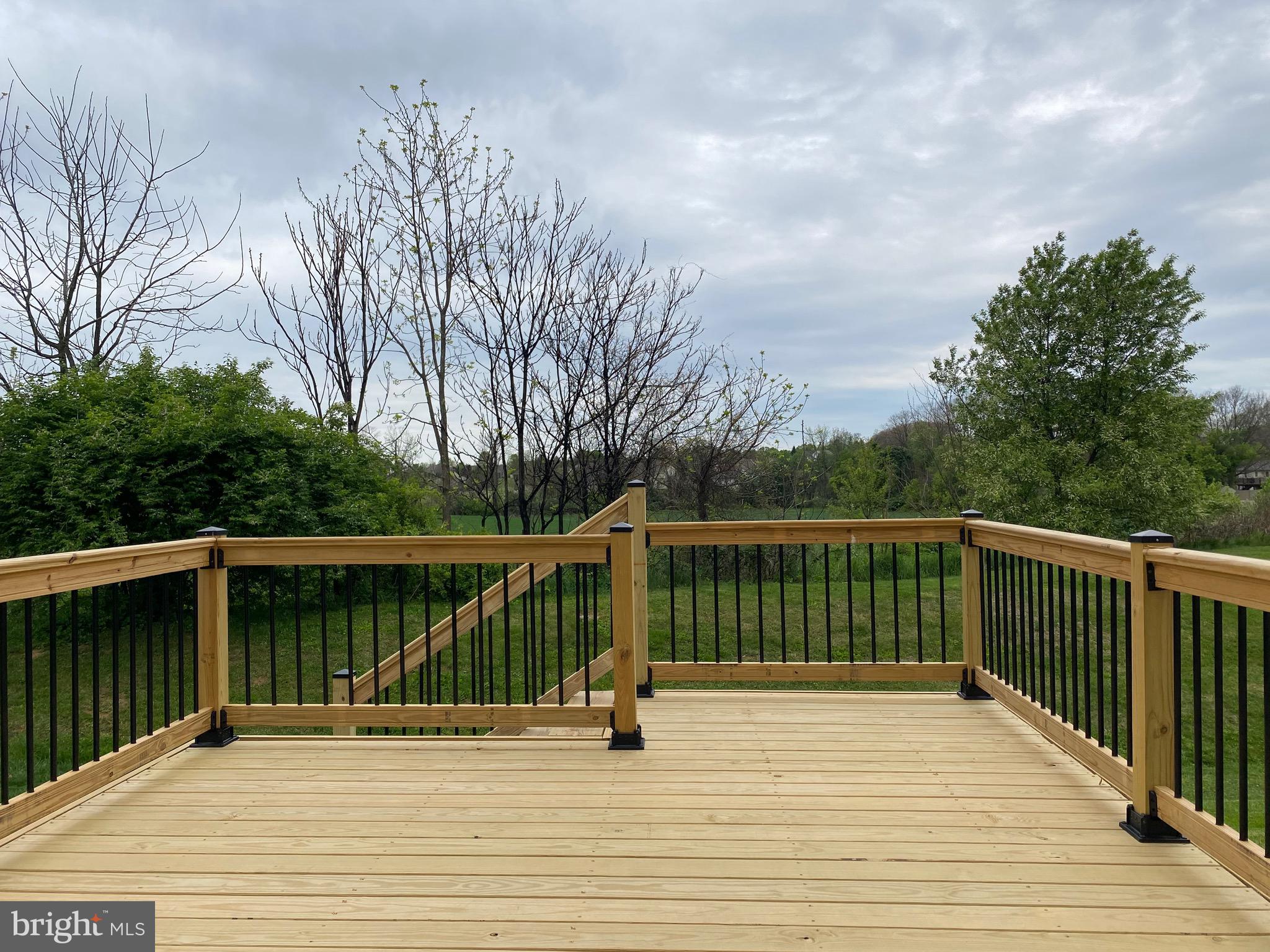 WEISER COURT - Residential