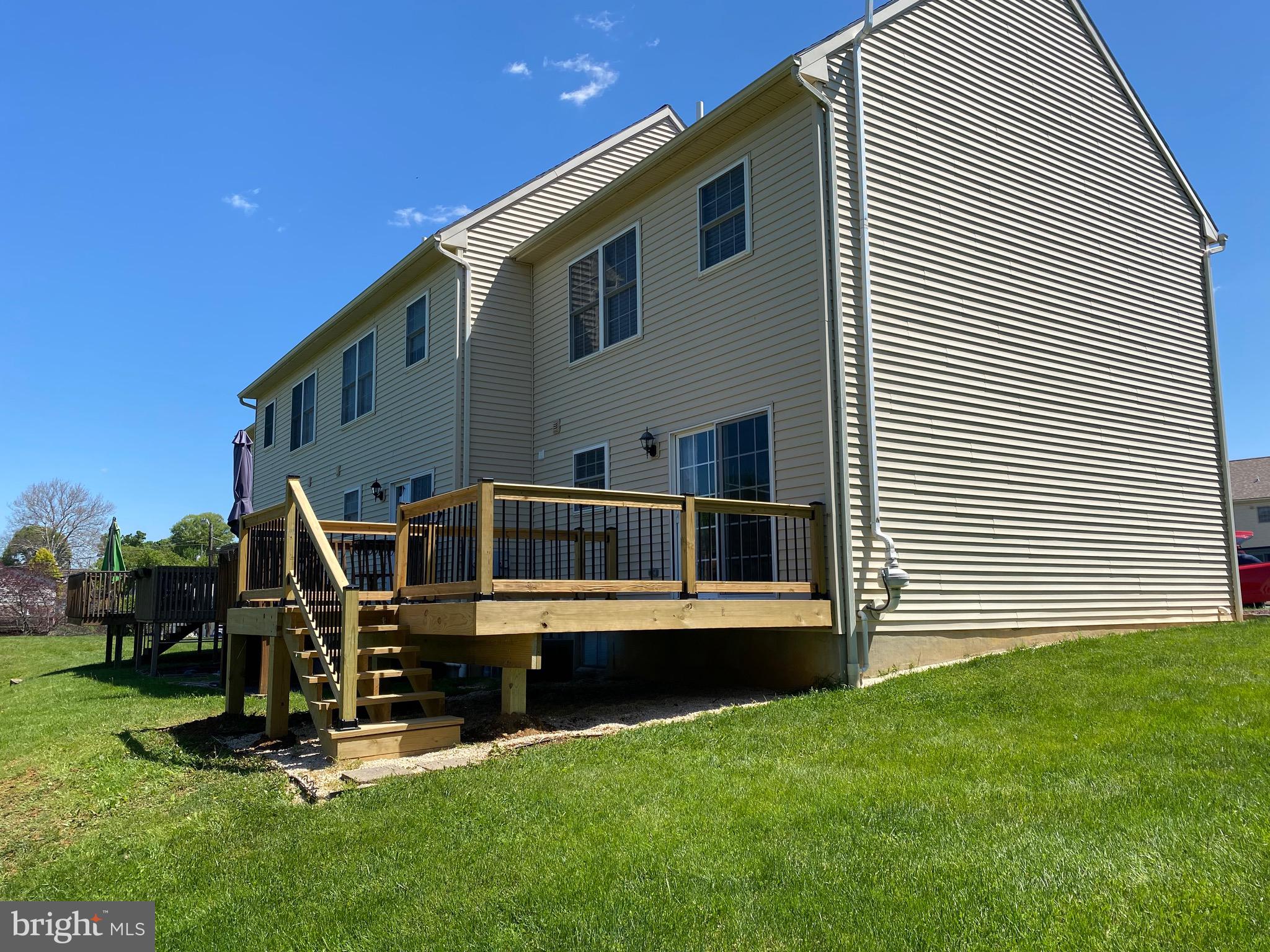 WEISER COURT - Residential