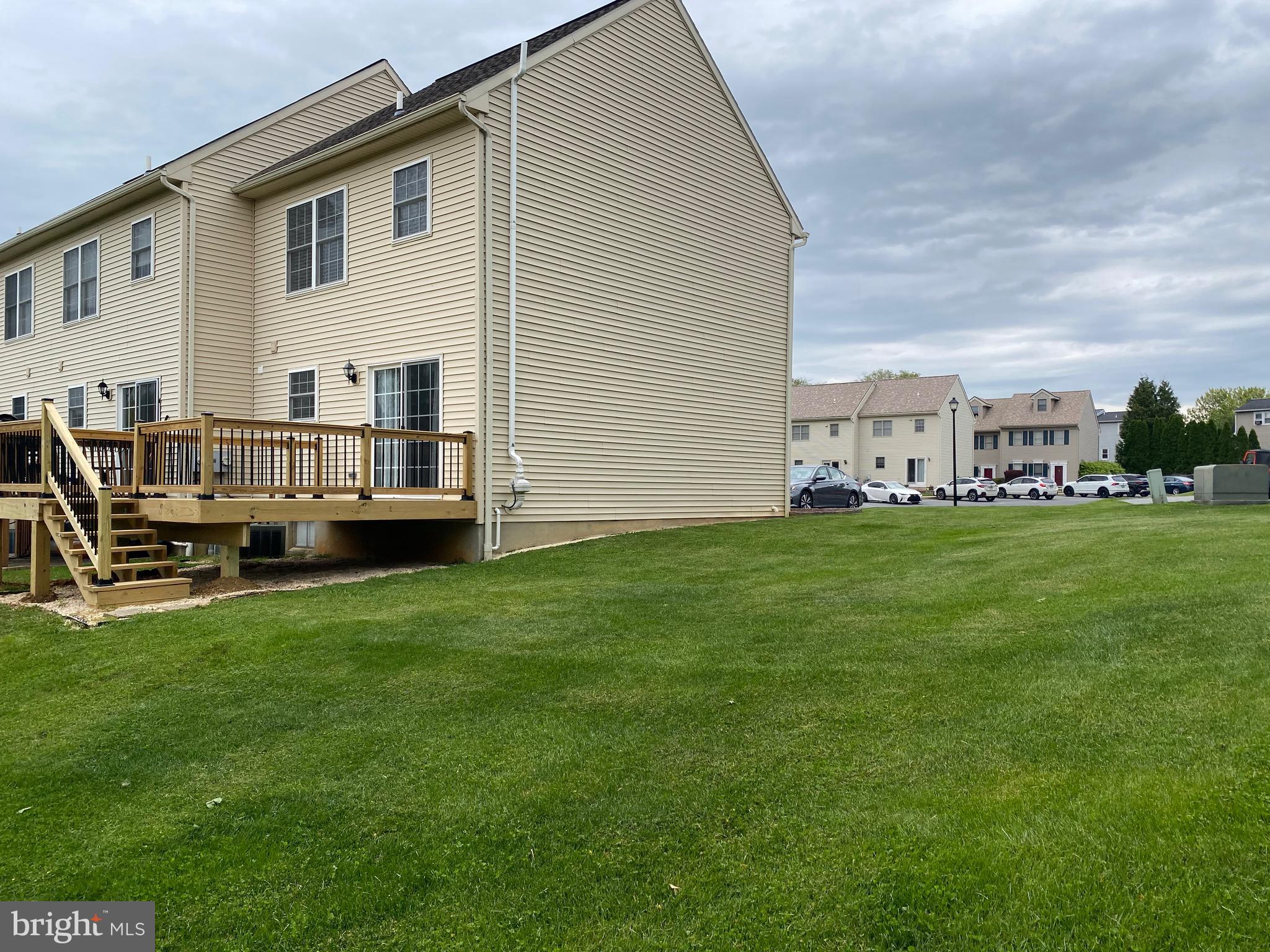 WEISER COURT - Residential
