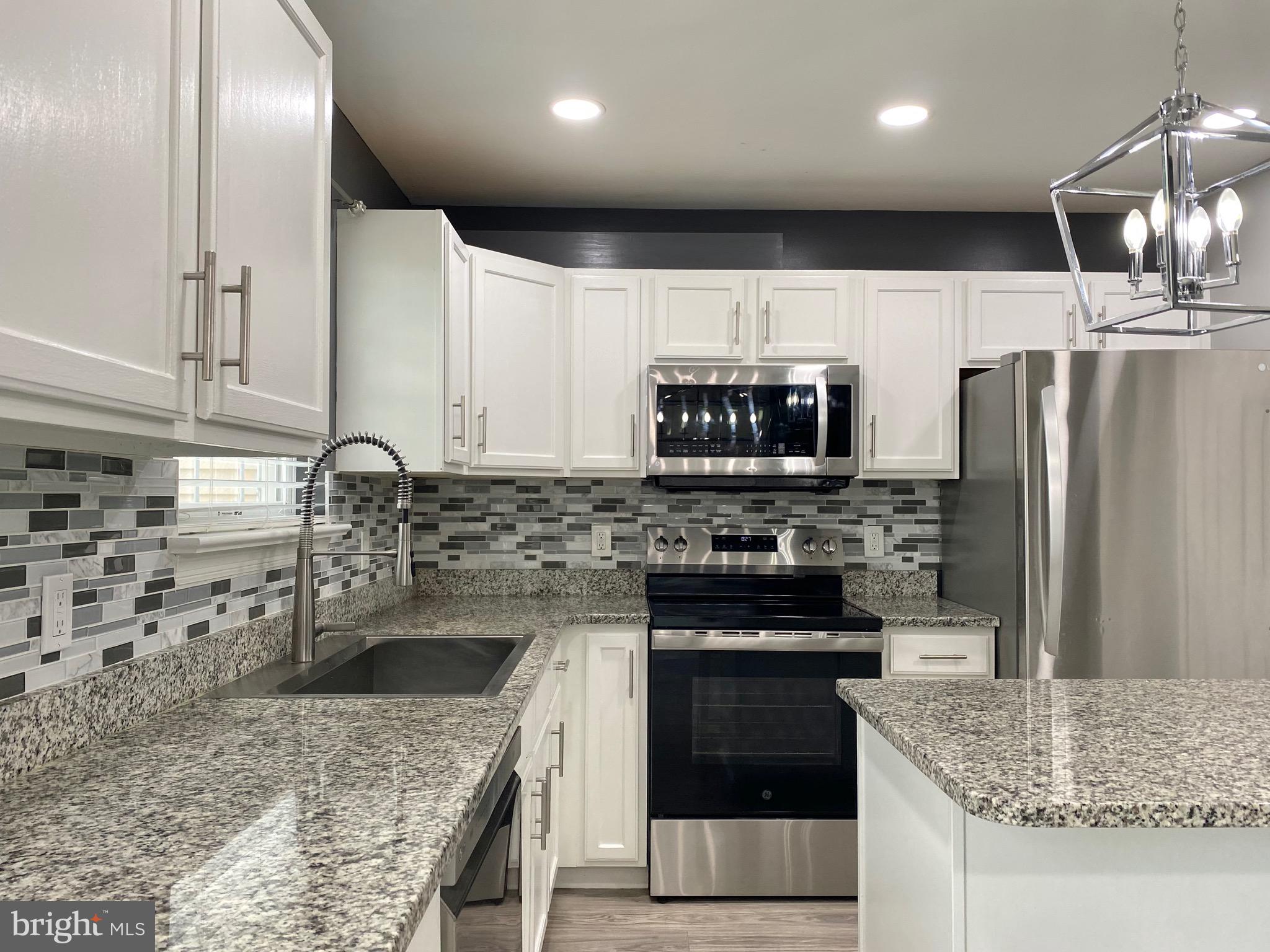 WEISER COURT - Residential