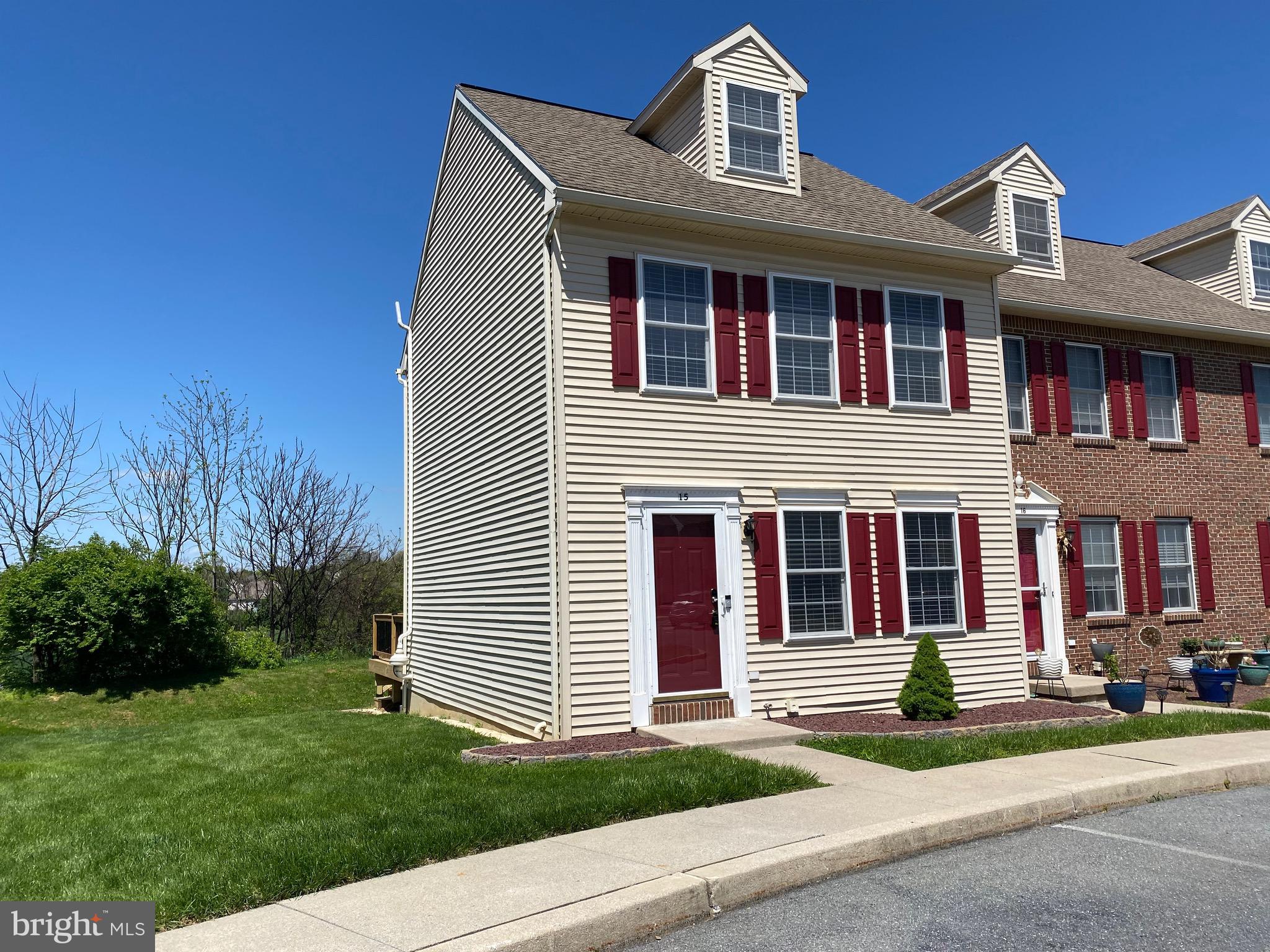 WEISER COURT - Residential