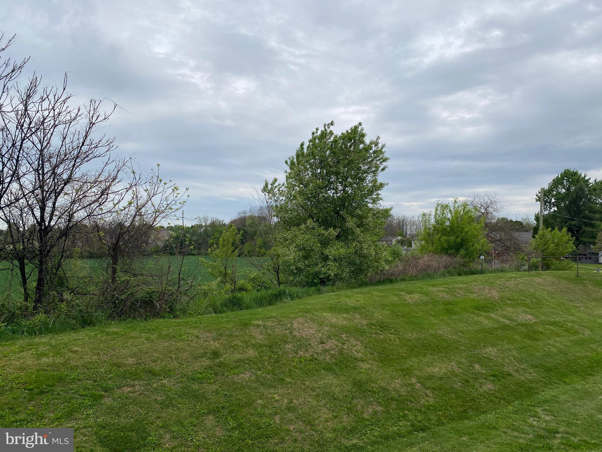 15 WEISER COURT