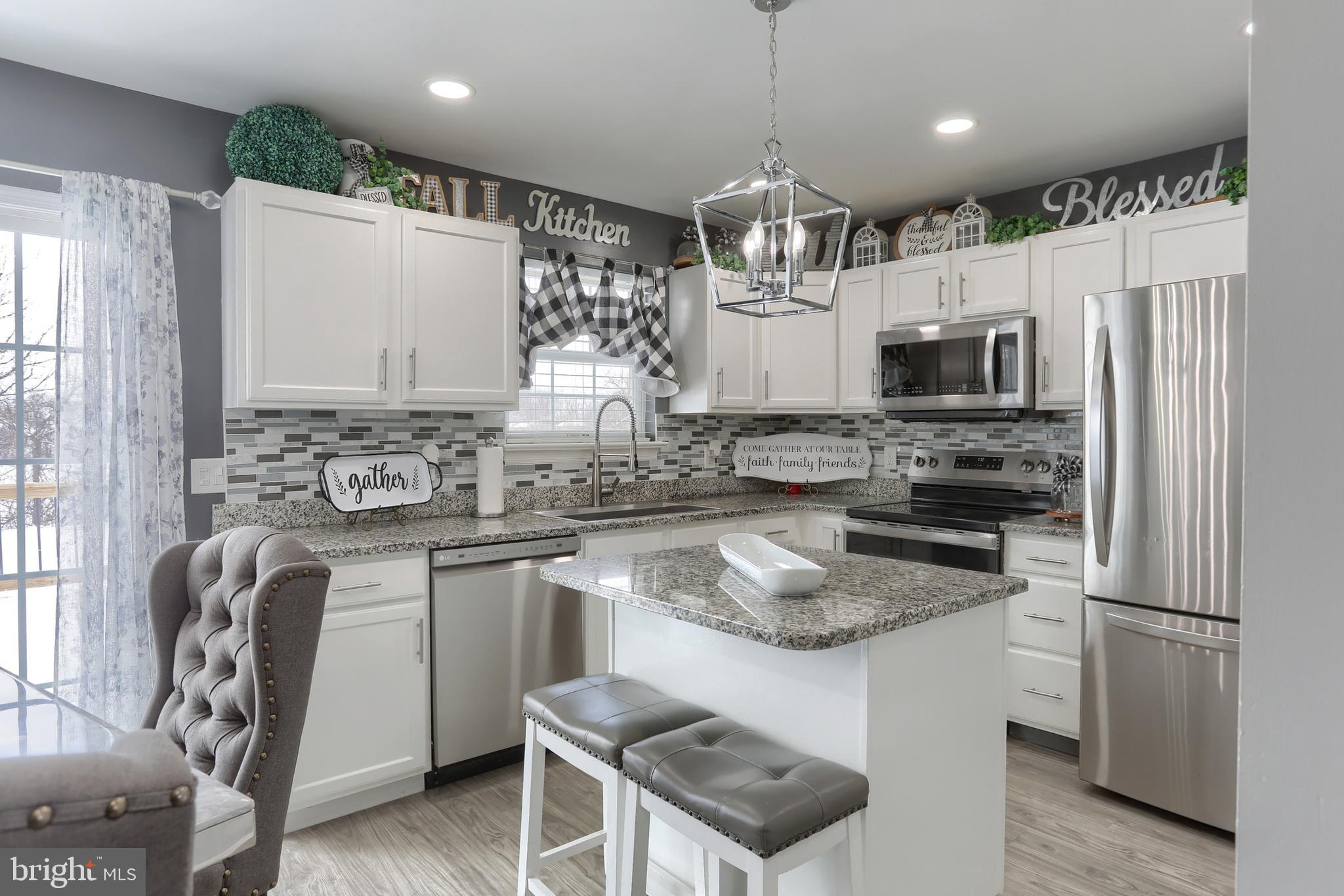 WEISER COURT - Residential