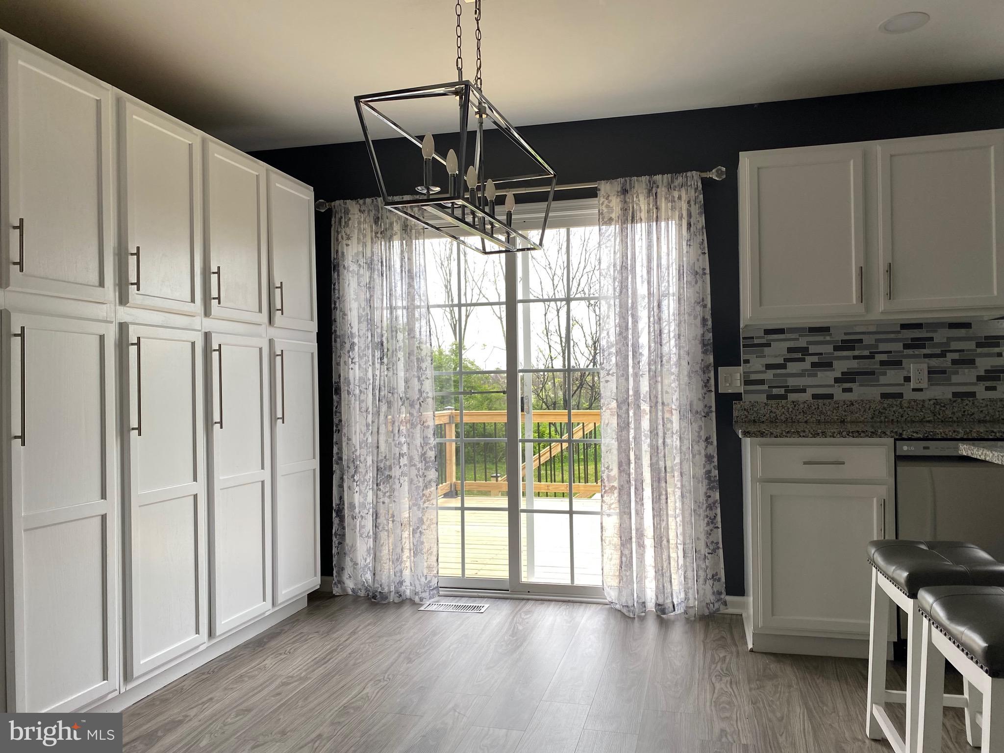 WEISER COURT - Residential