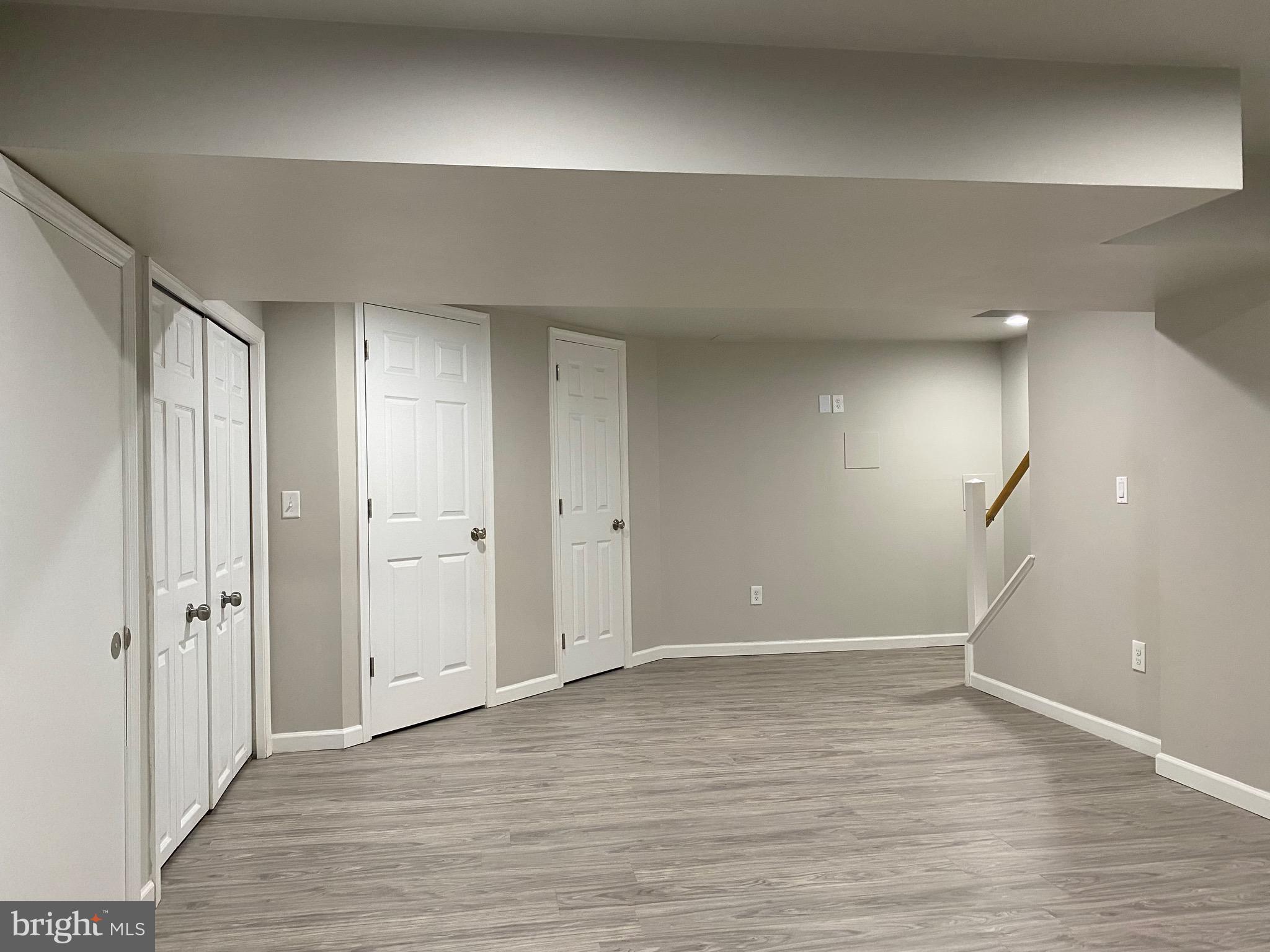 WEISER COURT - Residential