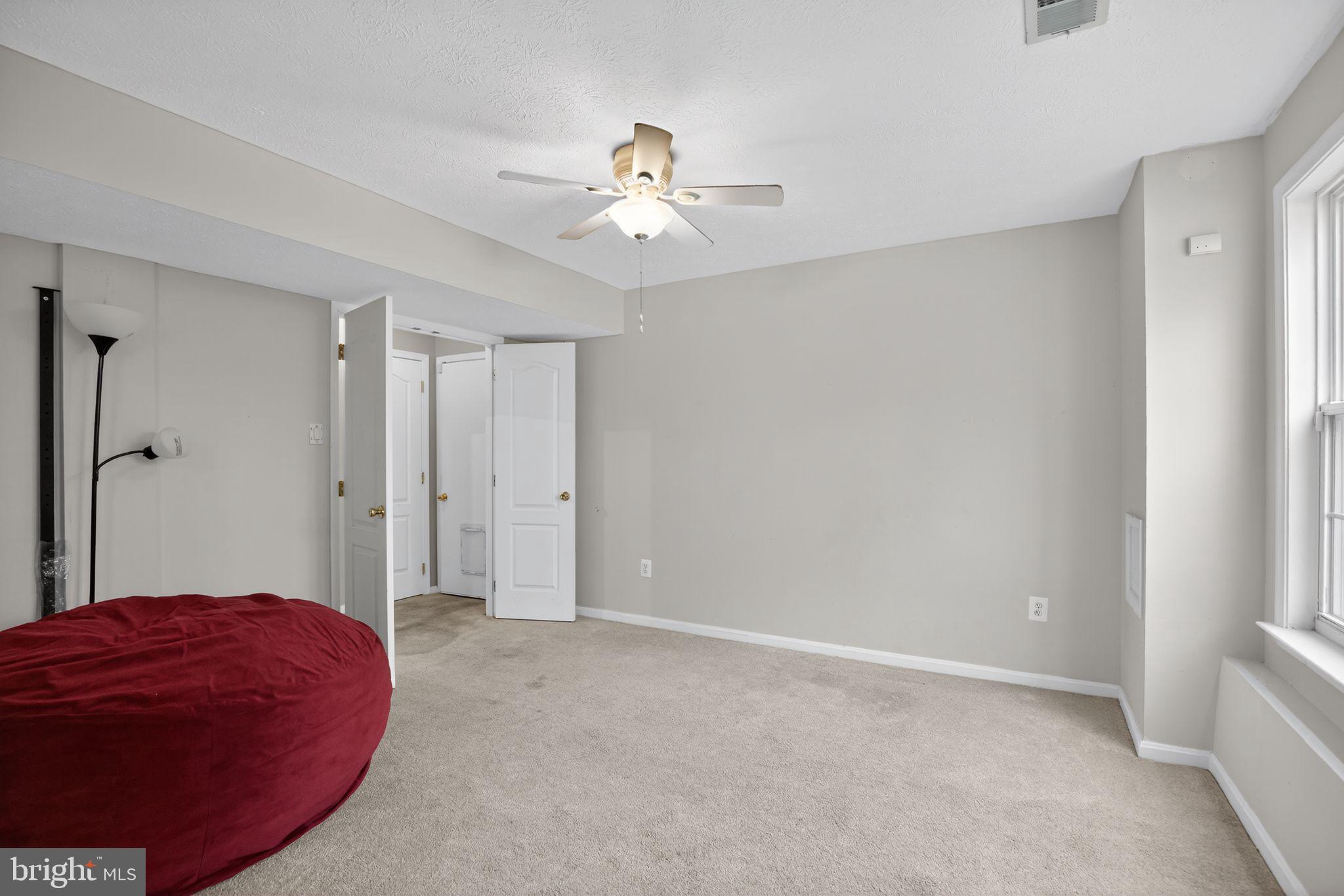 NORTH CHASE - Residential