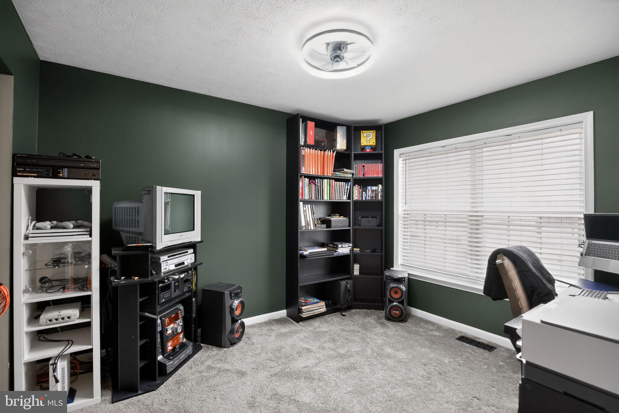 NORTH CHASE - Residential