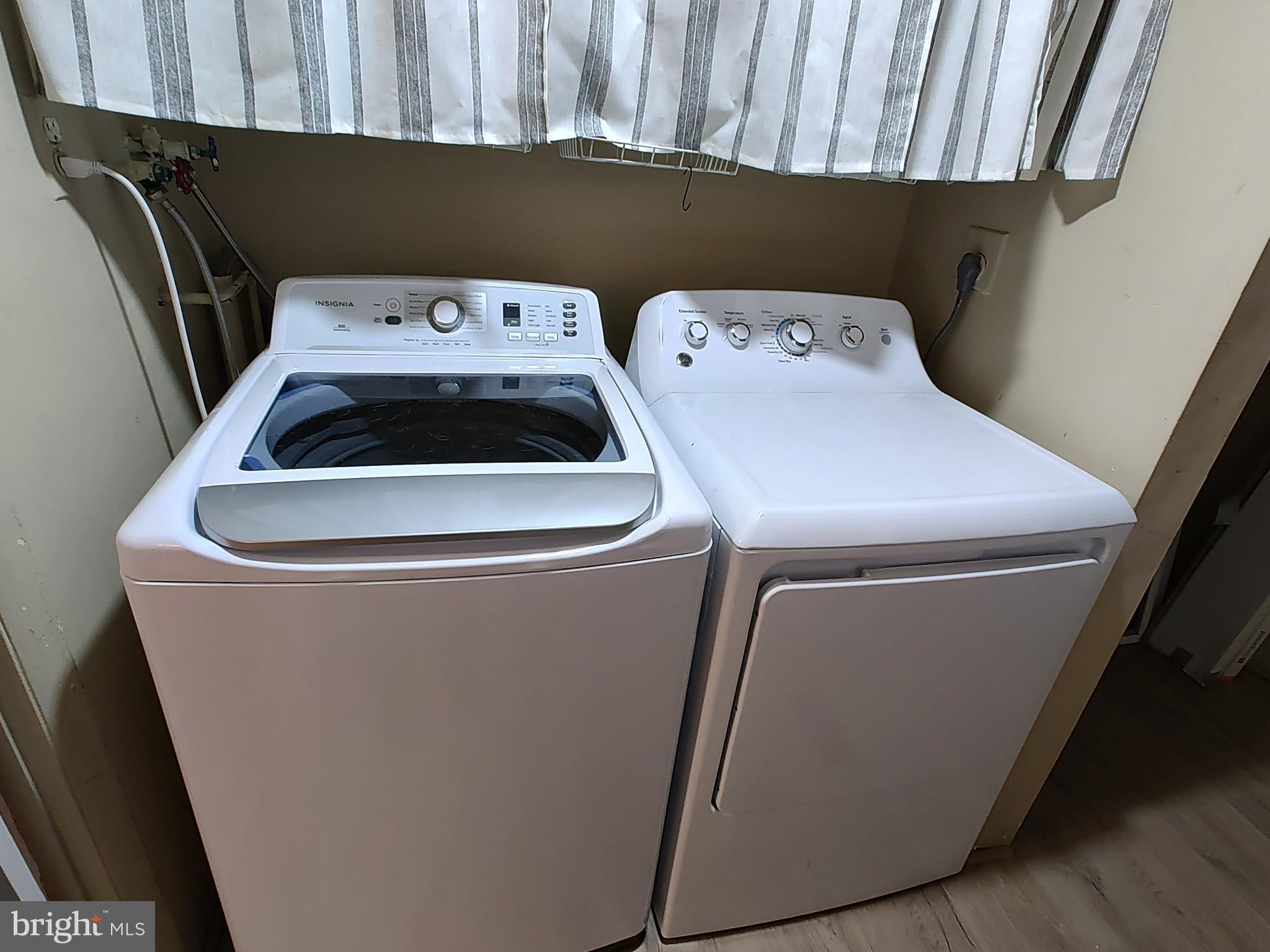 RUMSEY ISLAND - Residential