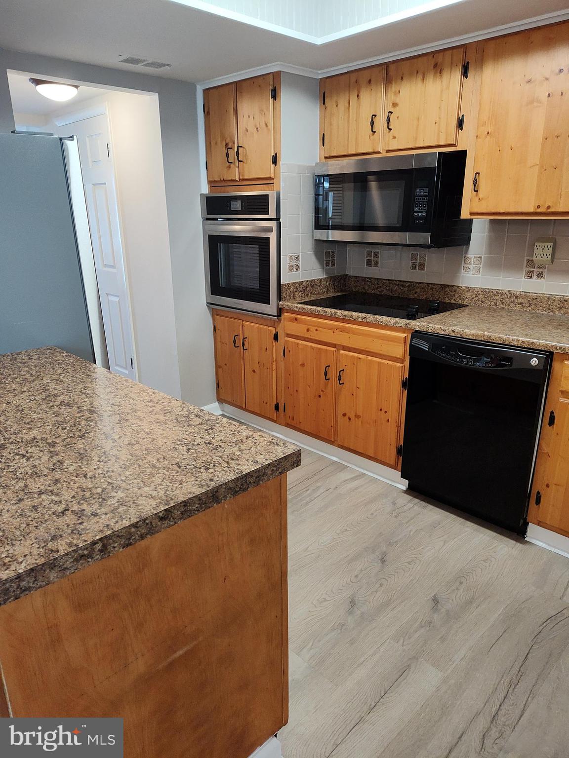 RUMSEY ISLAND - Residential