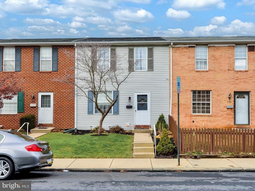 This well maintained newer townhouse is located near downtown Lancaster and local highways giving ease of travel in and out of Lancaster City. Built in 1990 this 3 bedroom 1 1/2 bath home has many unique features including: Fully finished basement with a level walkout, open backyard with lots of space, 2 off street parking spots, ceramic tile and a spacious deck off the kitchen, great for entertaining! Schedule your showing today and see everything this beautiful home has to offer!