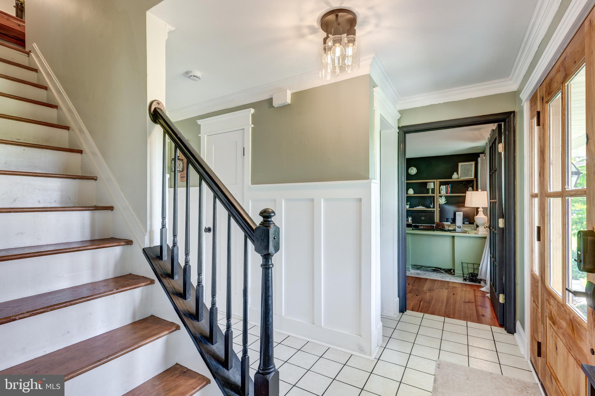 1684 CALICO DRIVE