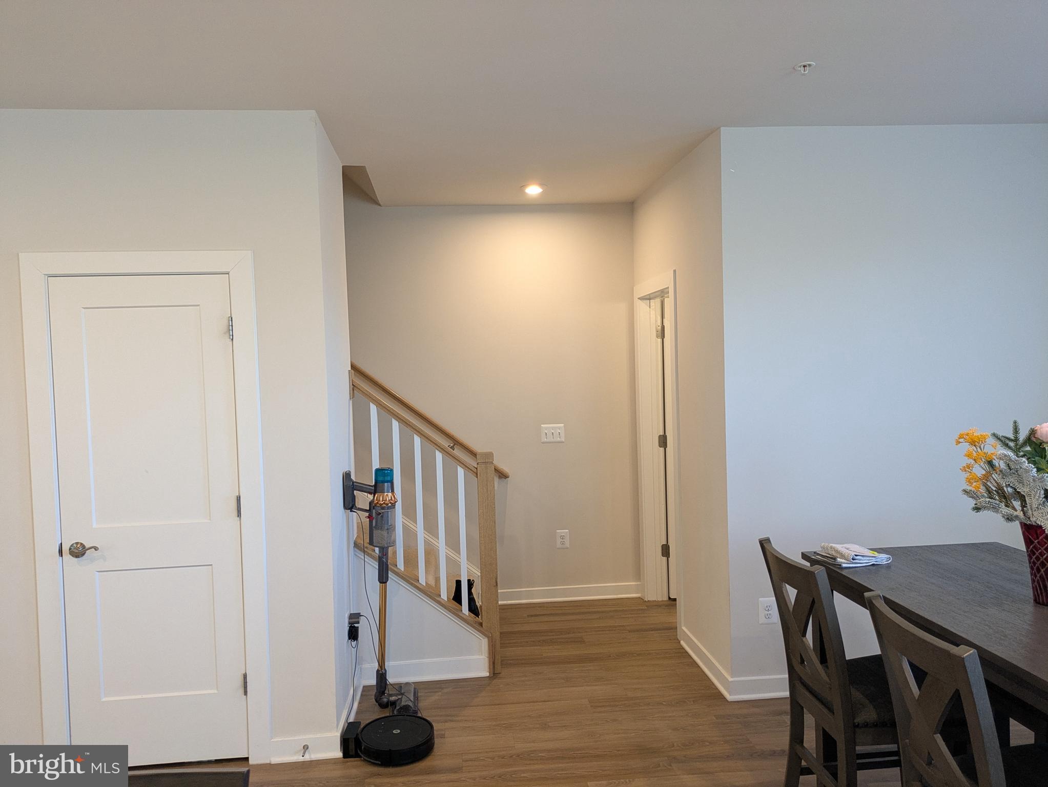 VILLAGE AT MANASSAS PARK - Residential Lease