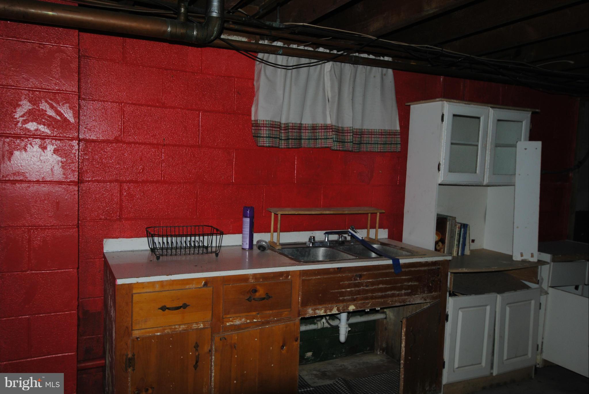 TOWN OF GORDONSVILLE - Residential