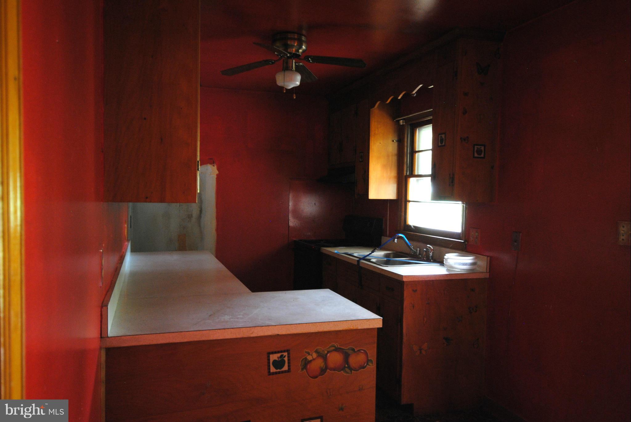 TOWN OF GORDONSVILLE - Residential