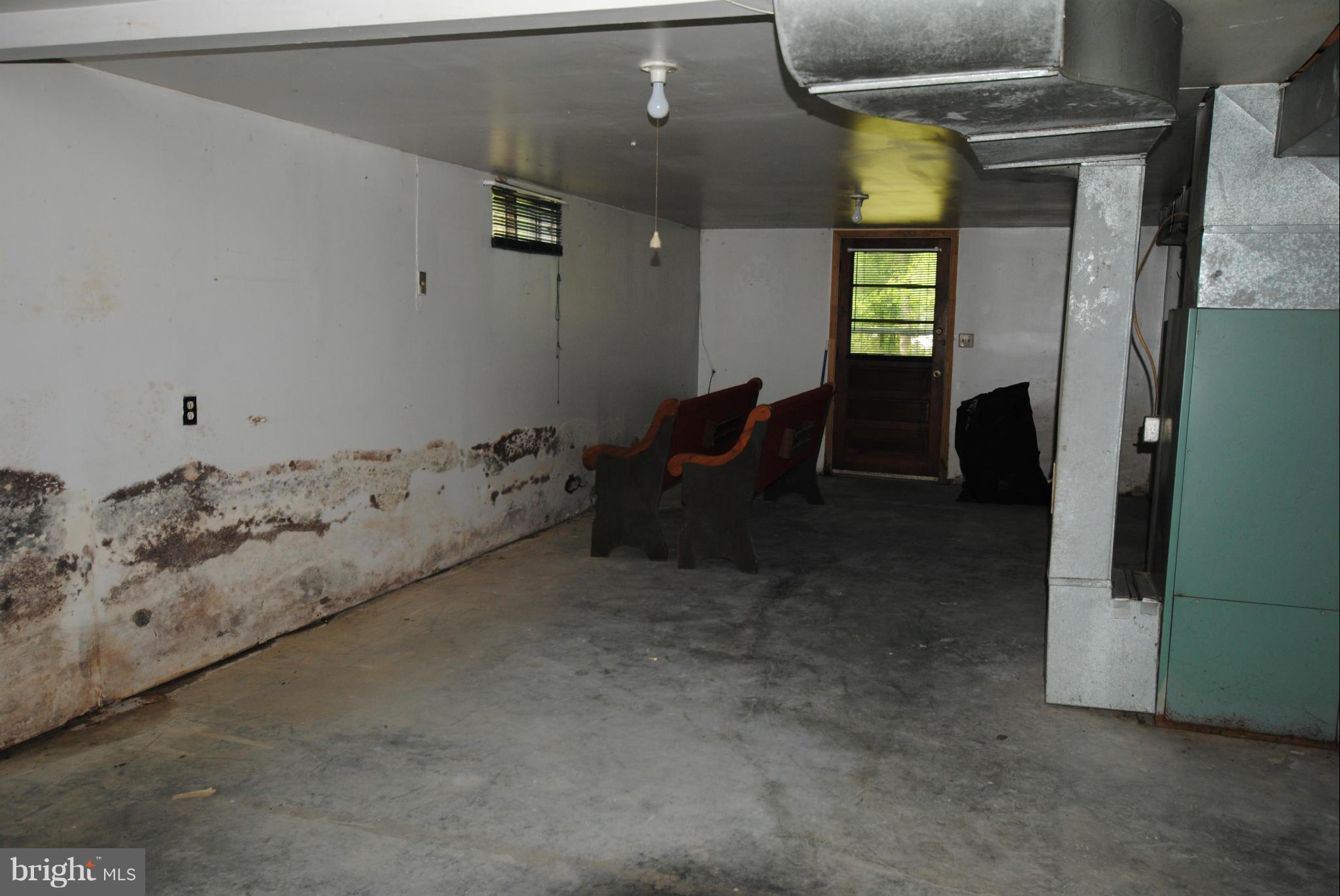 TOWN OF GORDONSVILLE - Residential