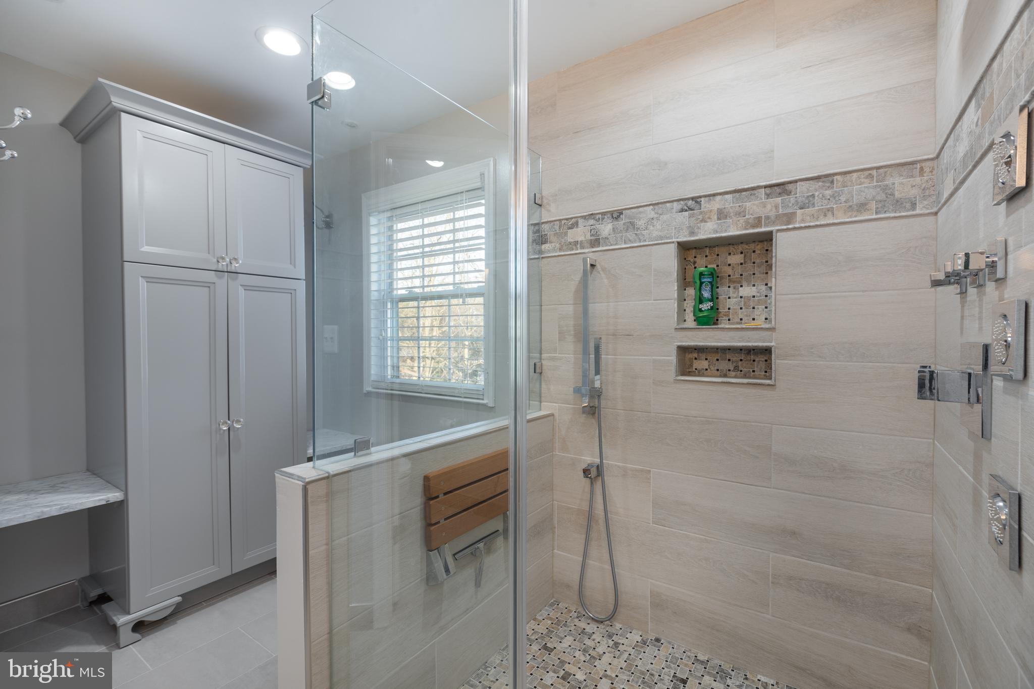 HIGHGROVE ESTATES - Residential