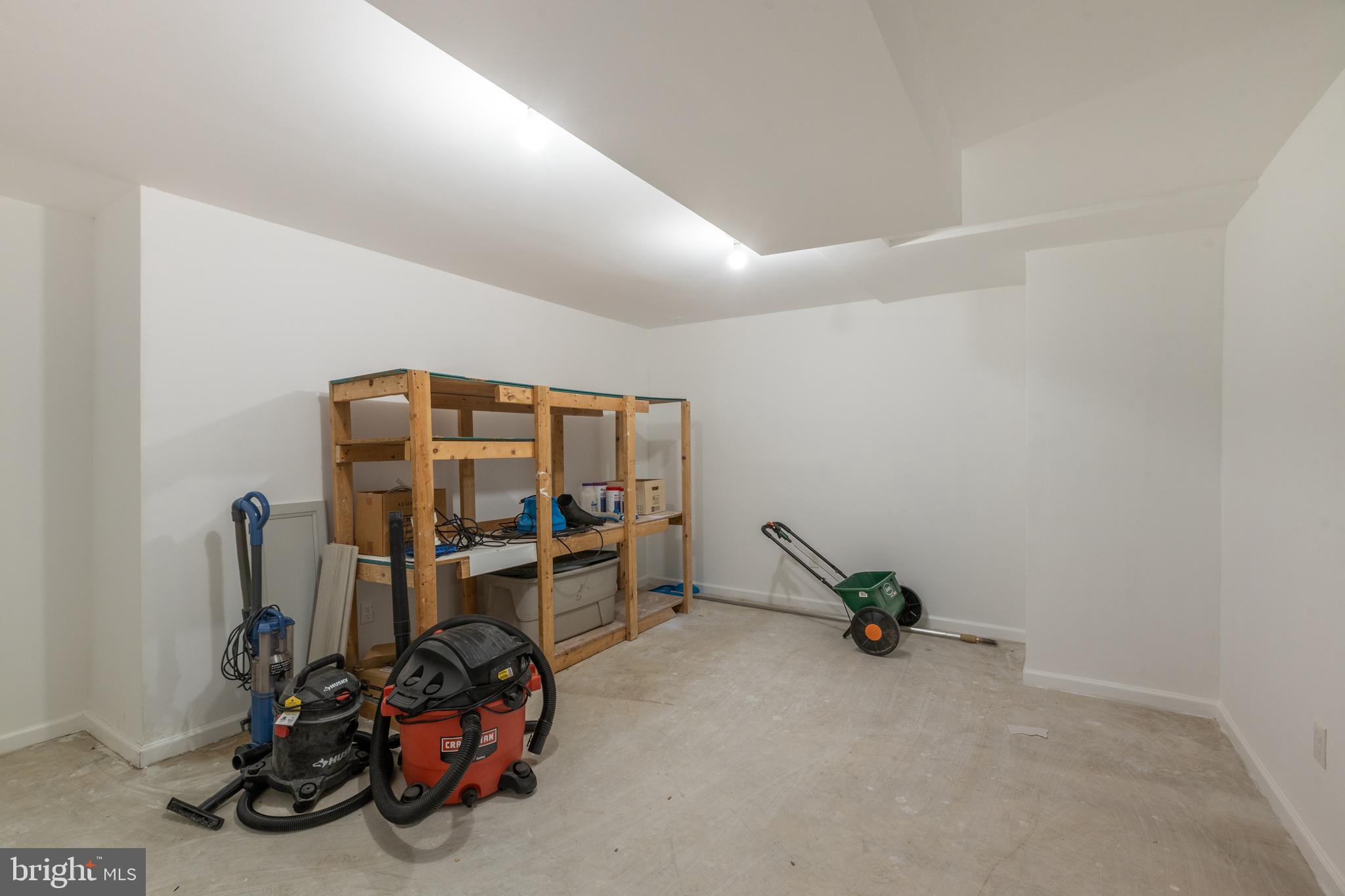 HIGHGROVE ESTATES - Residential