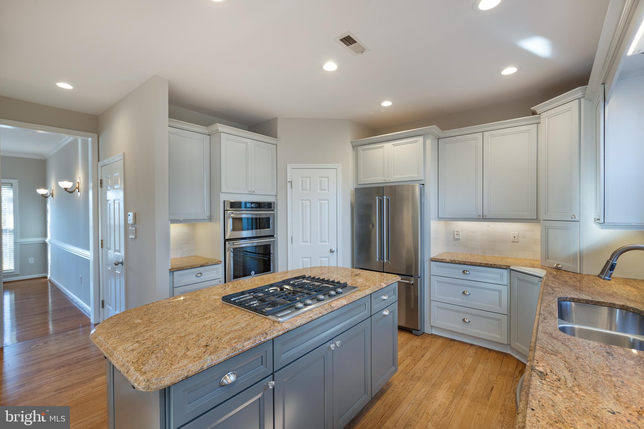 HIGHGROVE ESTATES - Residential