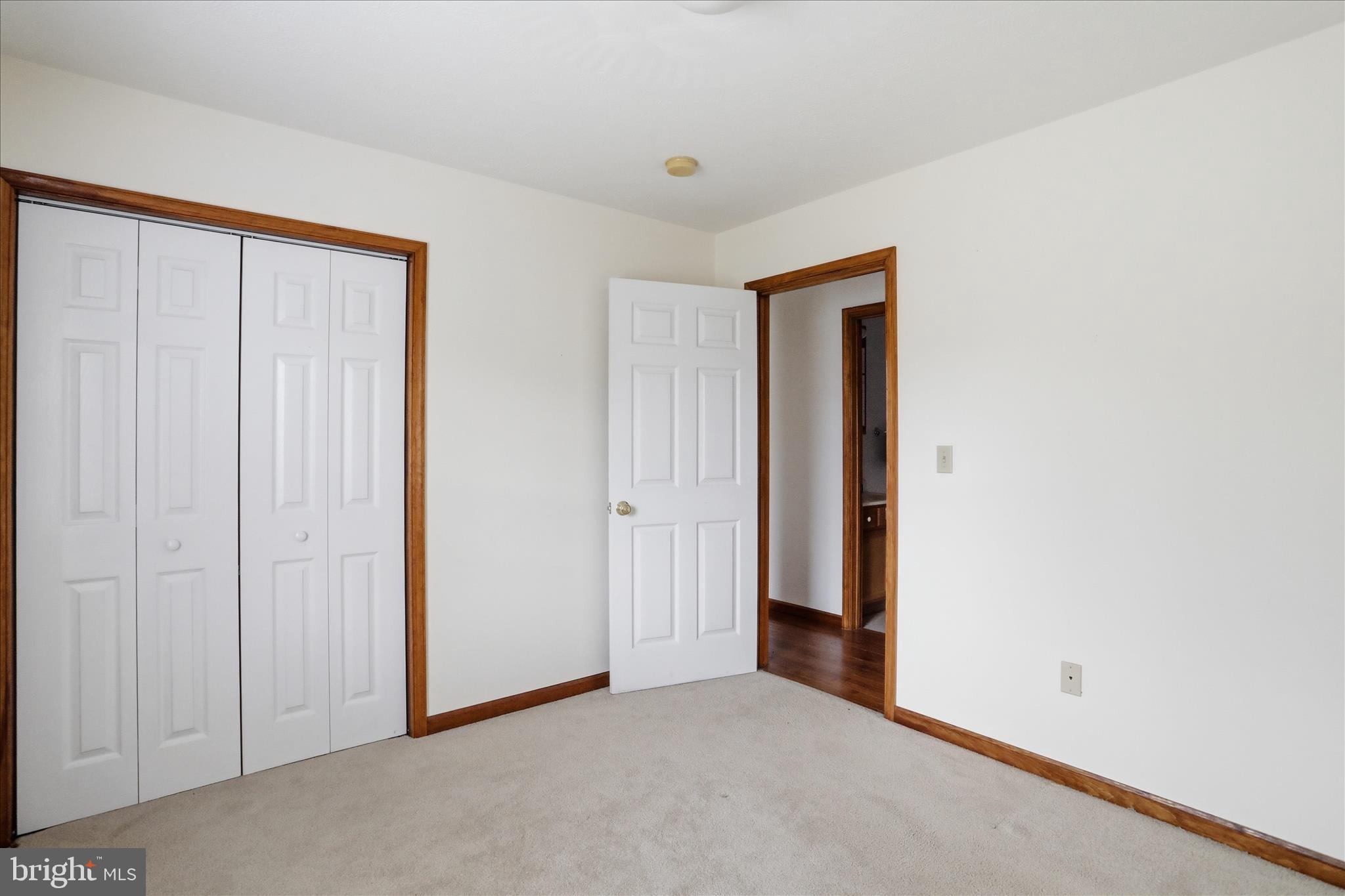 SUNRISE SUMMIT - Residential