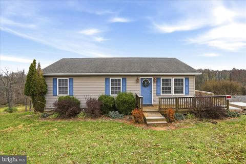 Homes For Sale - 316 E Ridge Loop Road<br/> Hampshire County, ROMNEY, WV 26757