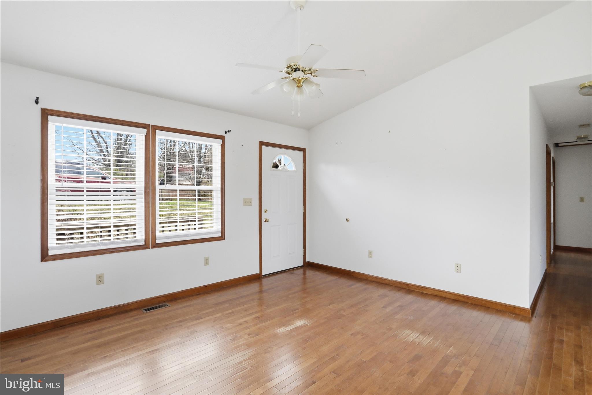 SUNRISE SUMMIT - Residential