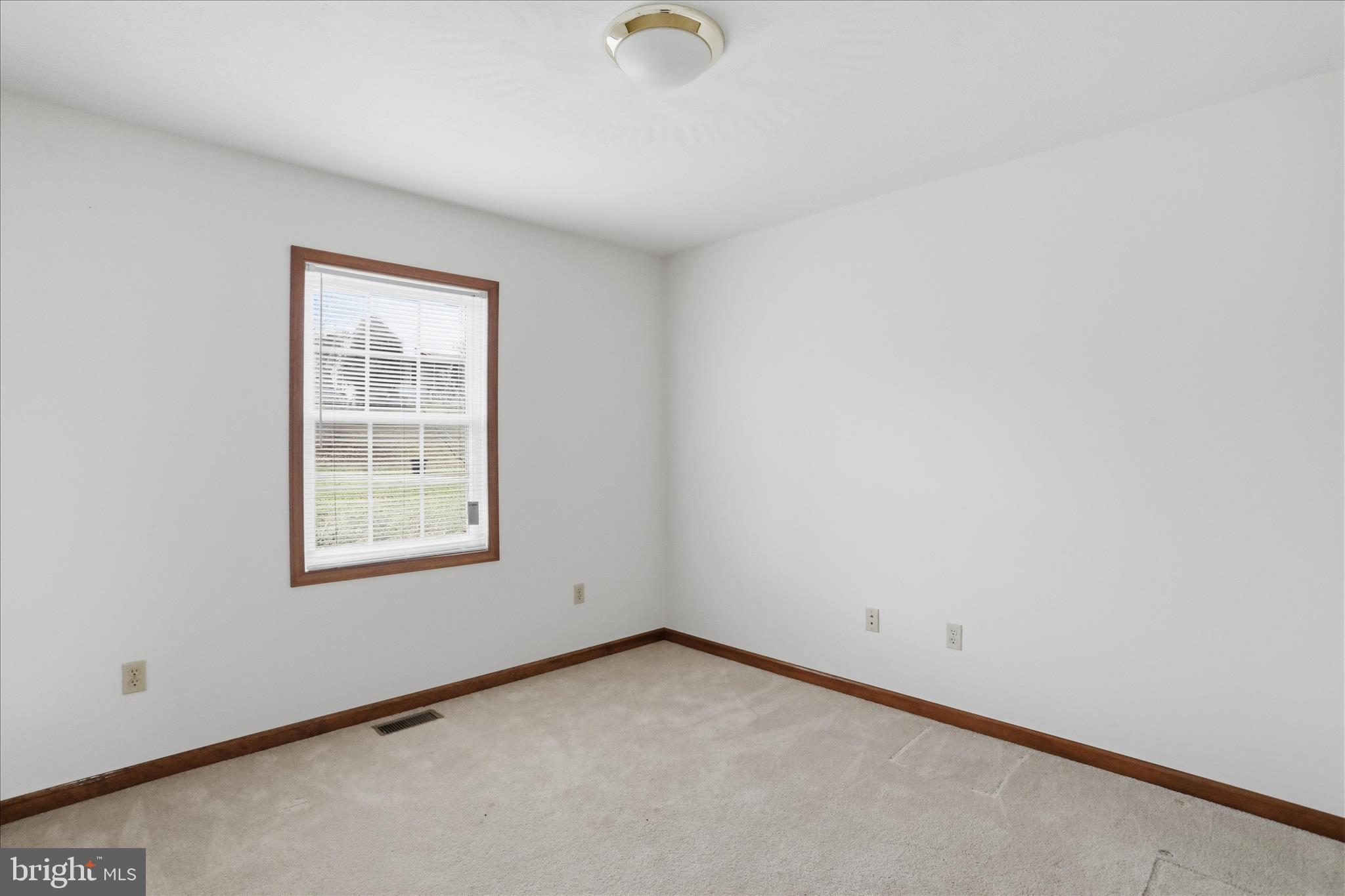 SUNRISE SUMMIT - Residential