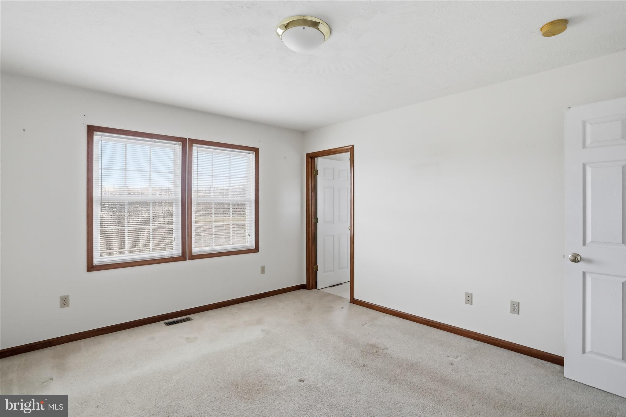 SUNRISE SUMMIT - Residential