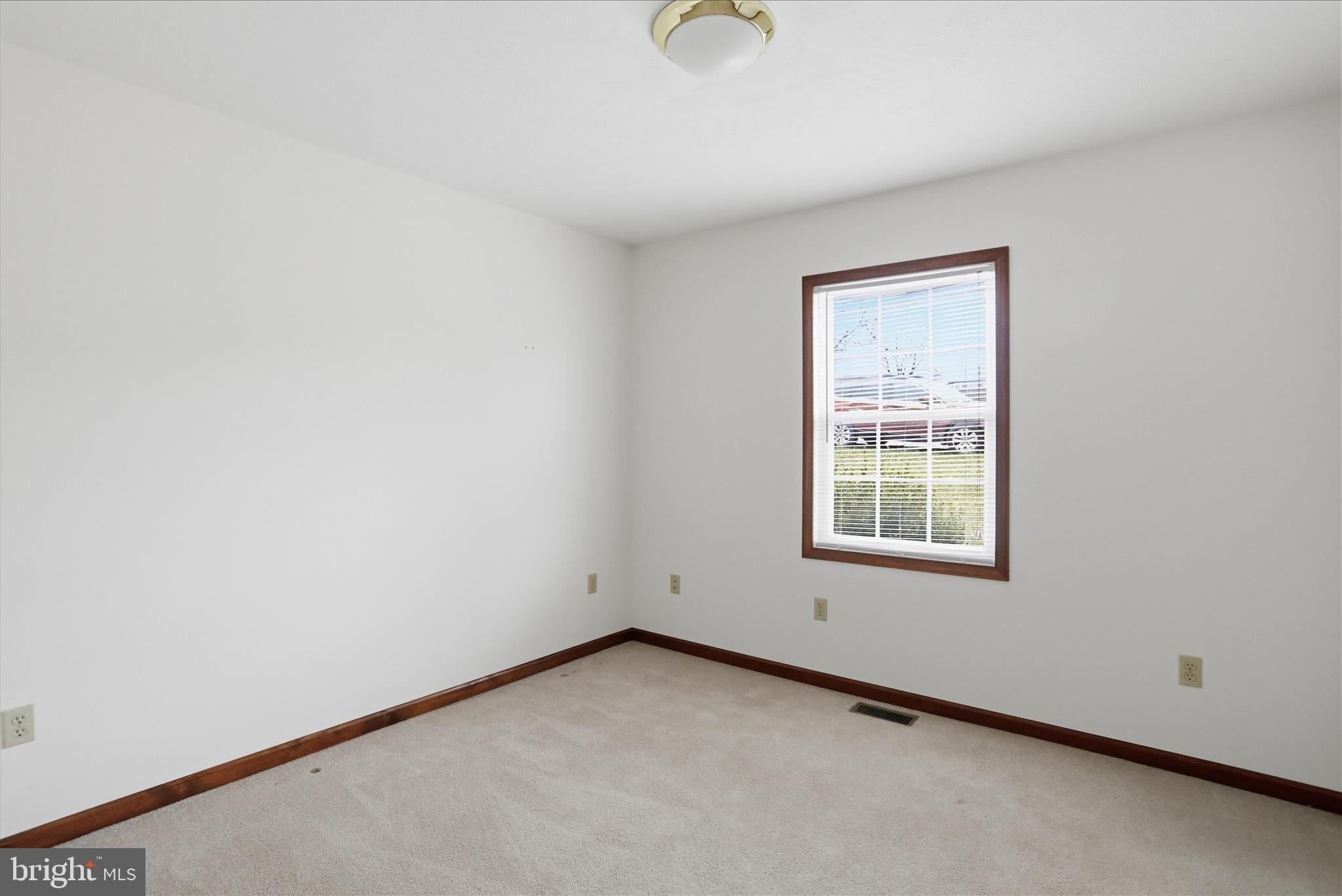 SUNRISE SUMMIT - Residential