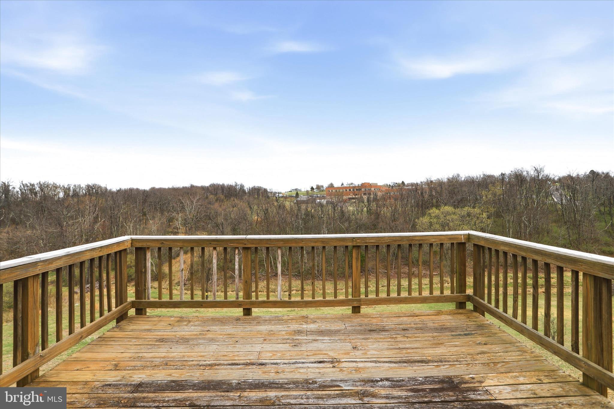 SUNRISE SUMMIT - Residential