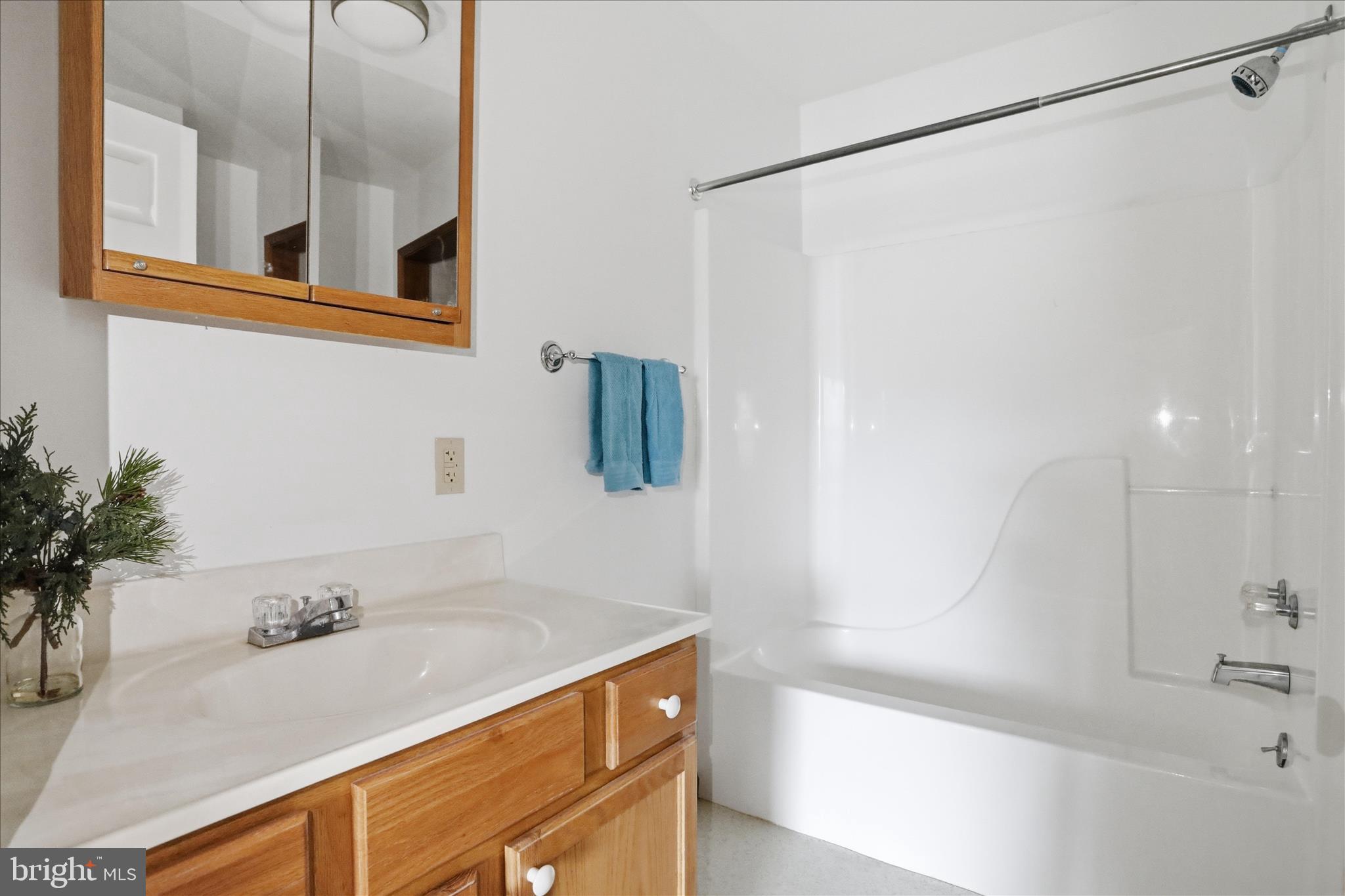 SUNRISE SUMMIT - Residential