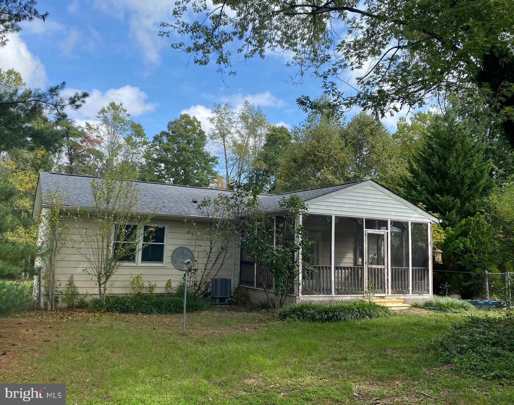 RIDGE POINT ESTATES - Residential