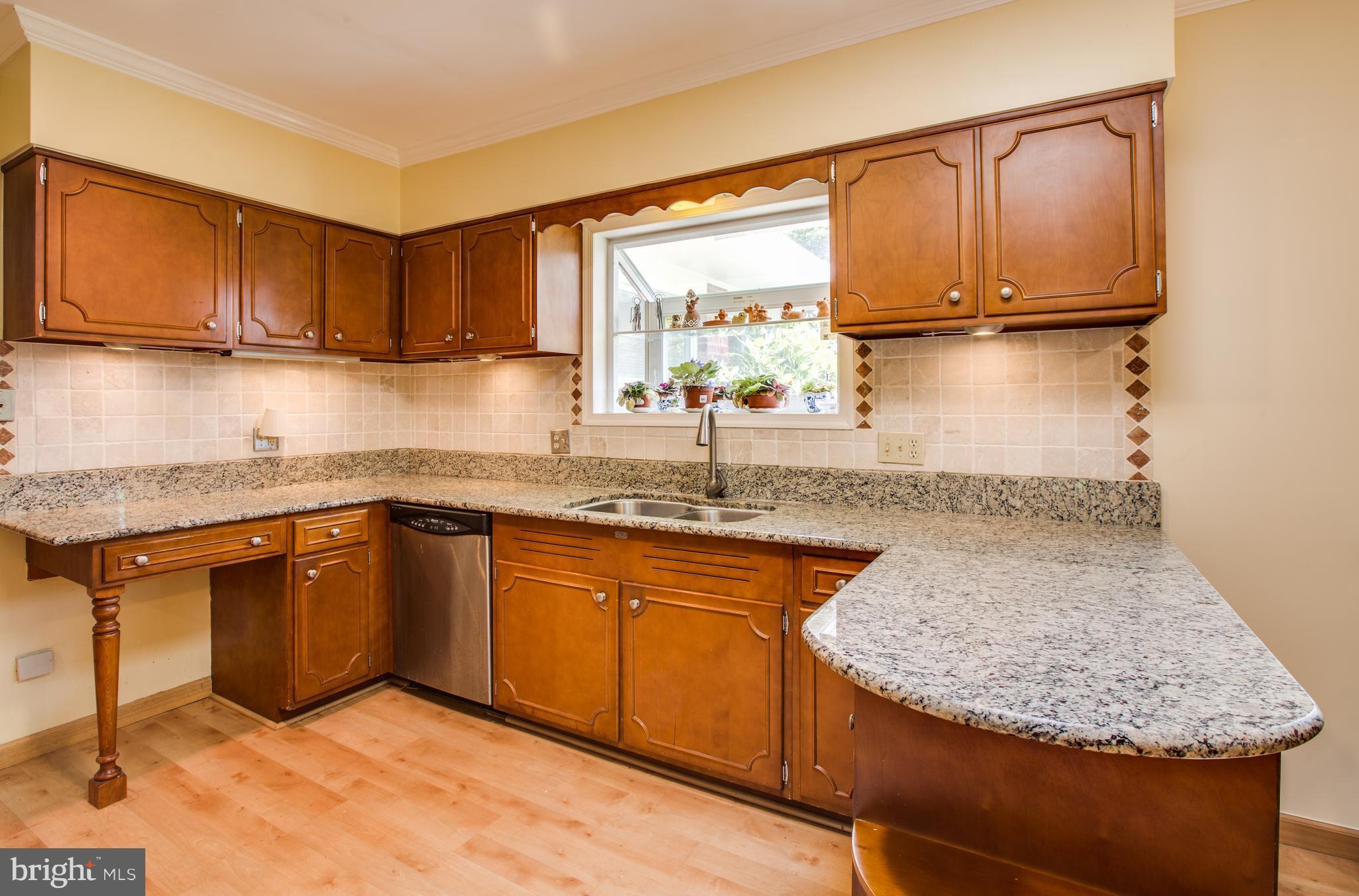 PINECREST - Residential