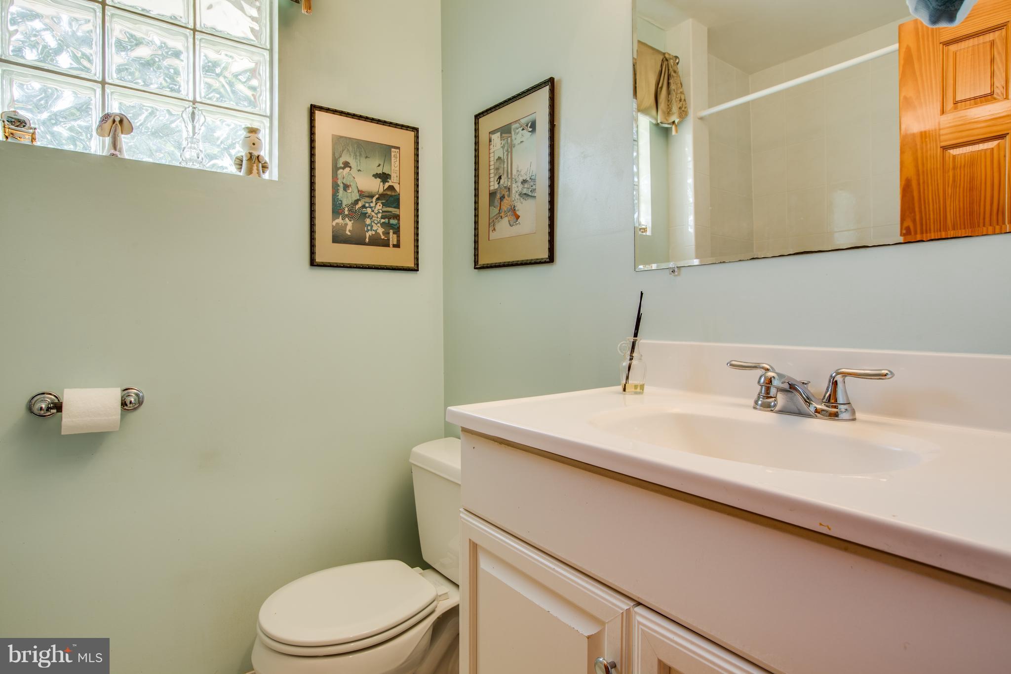 PINECREST - Residential