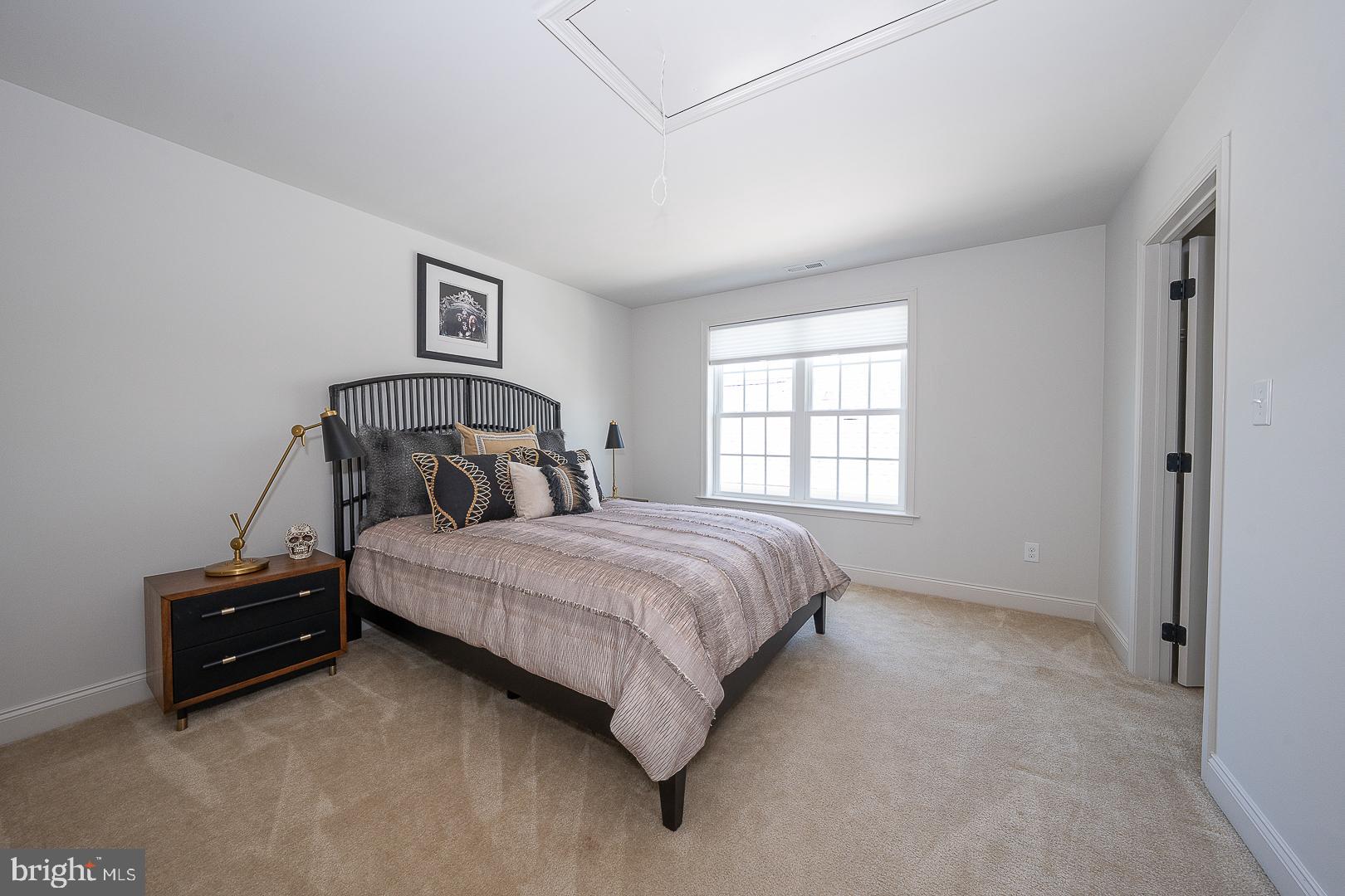 MEADOW GLEN - Residential