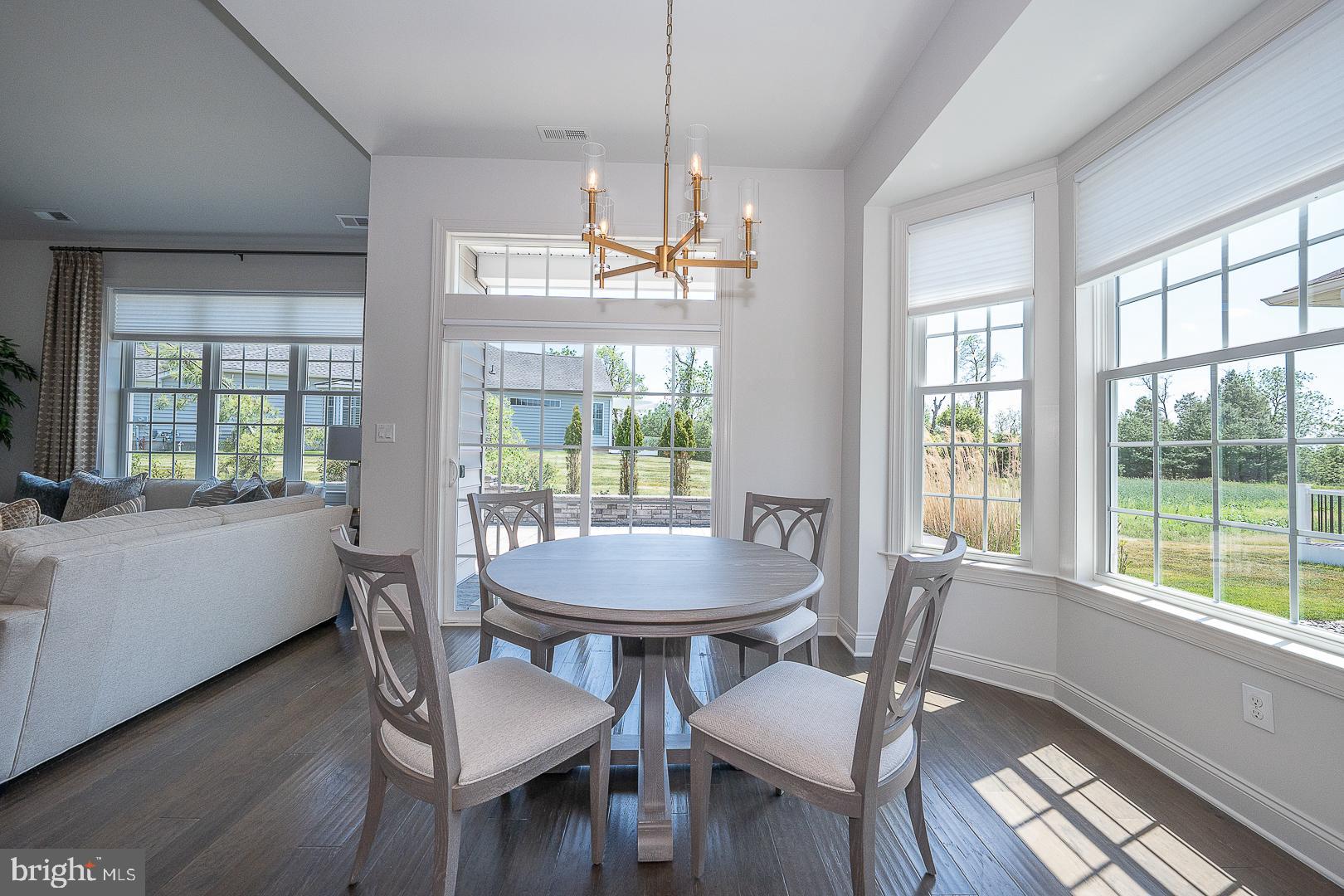 MEADOW GLEN - Residential