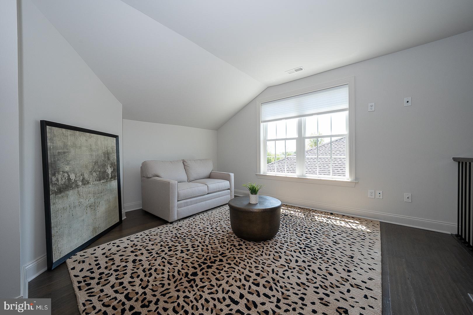 MEADOW GLEN - Residential