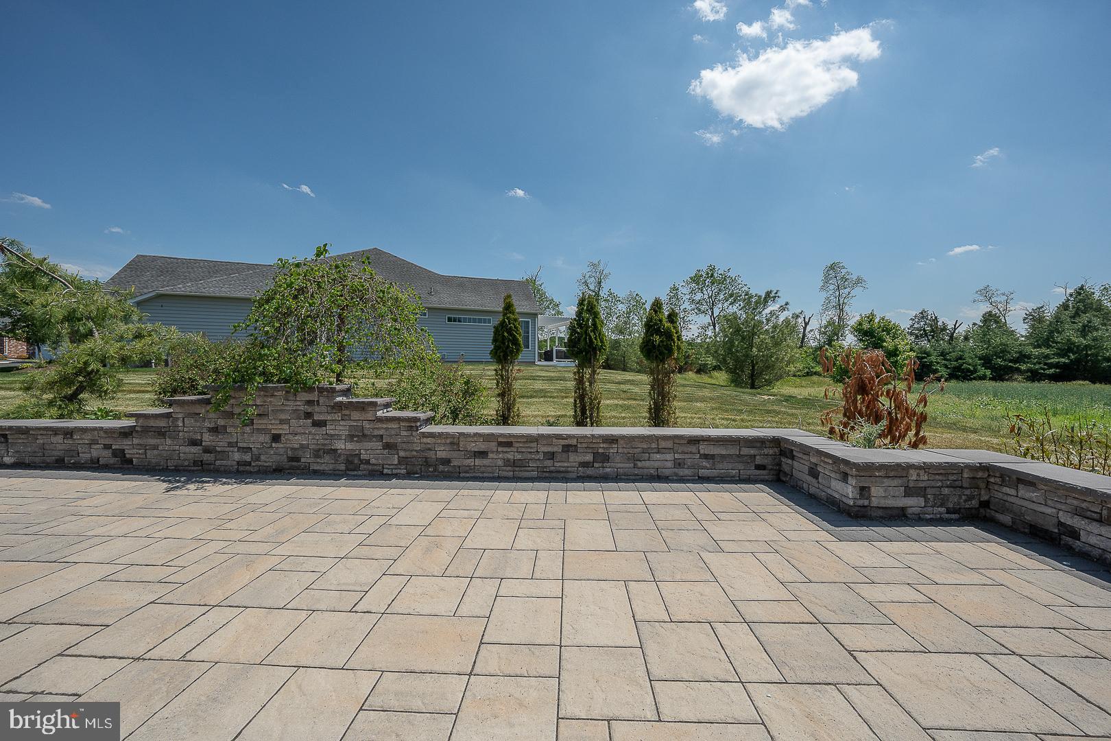 MEADOW GLEN - Residential