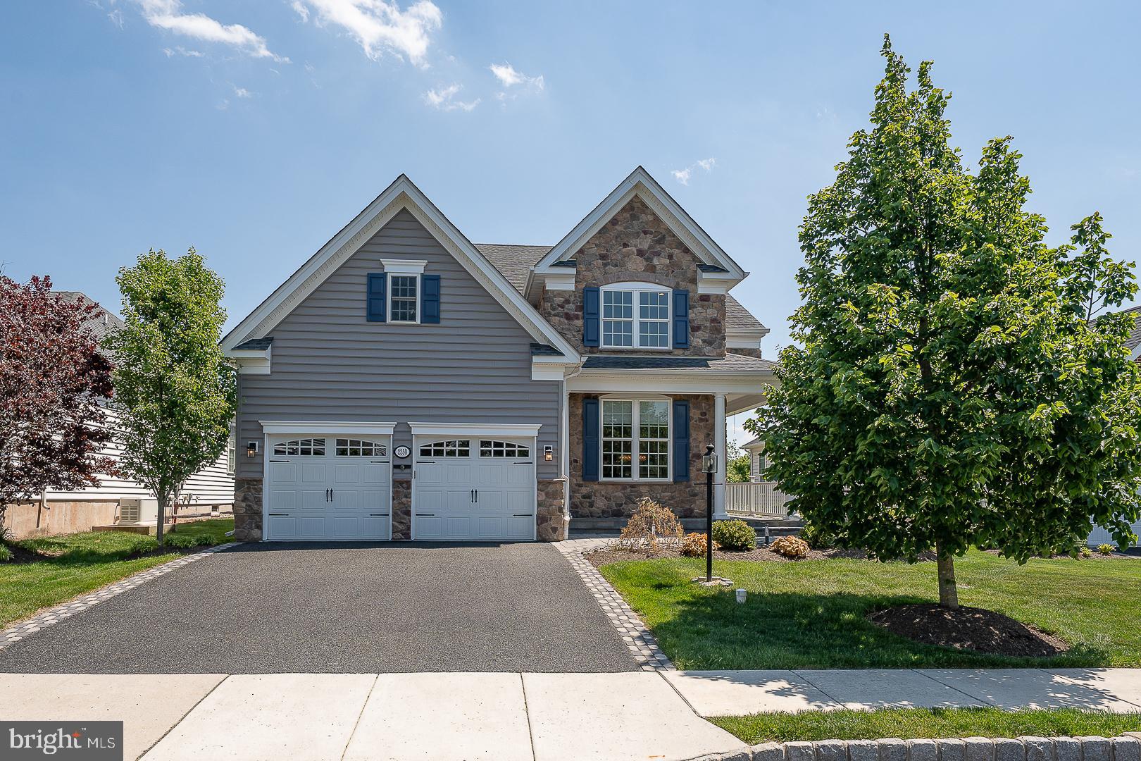MEADOW GLEN - Residential