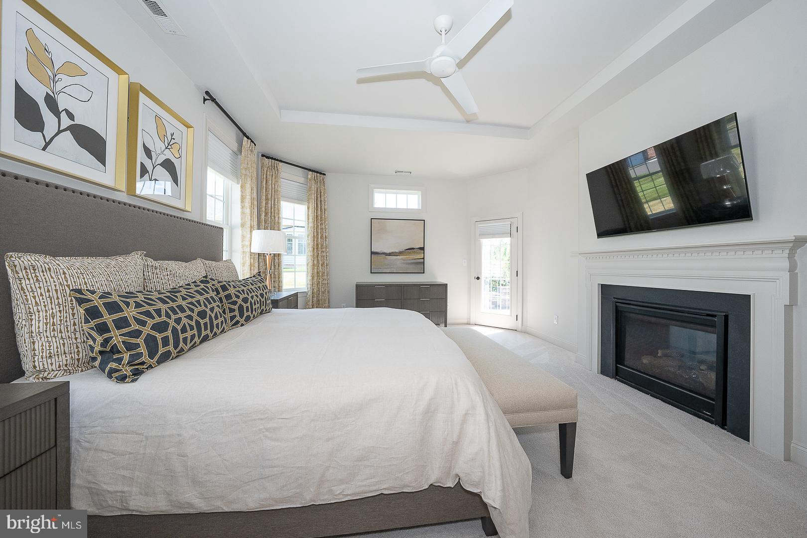 MEADOW GLEN - Residential
