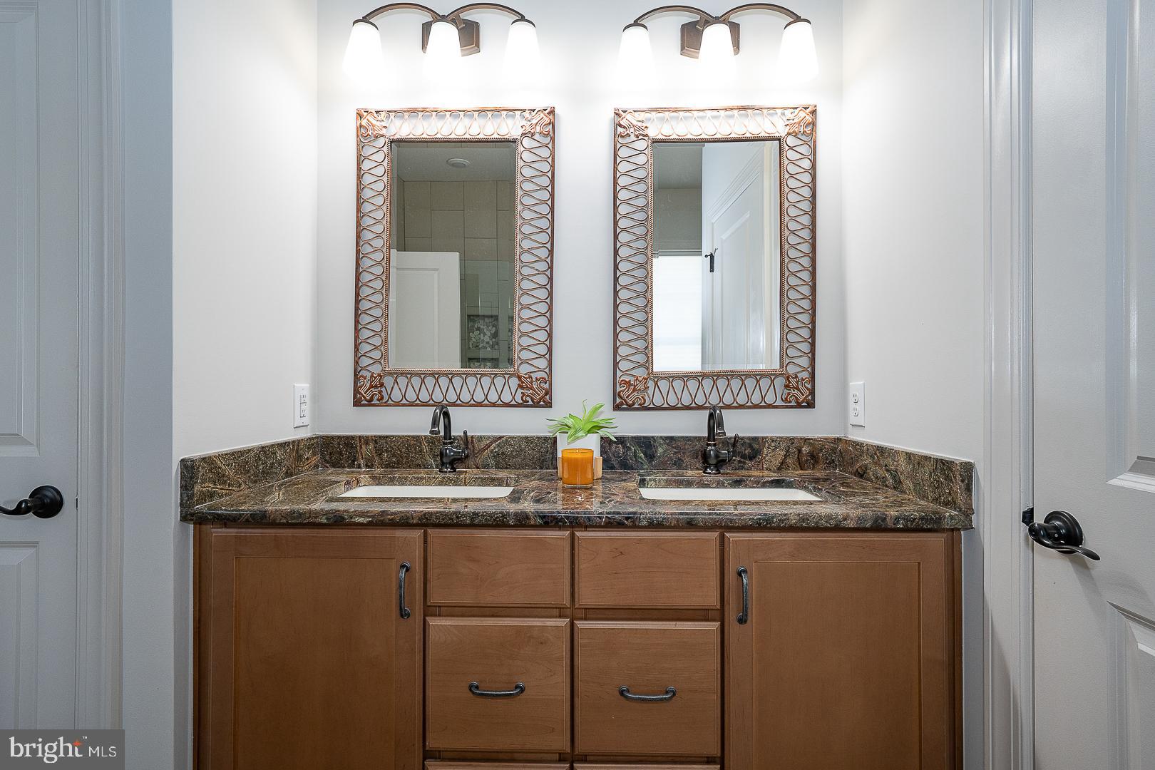 MEADOW GLEN - Residential