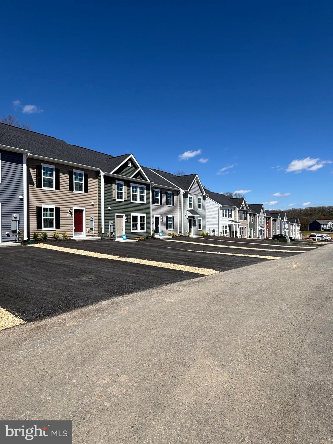 WHISPERING PINES - Residential Lease