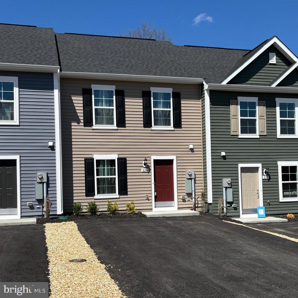 WHISPERING PINES - Residential Lease