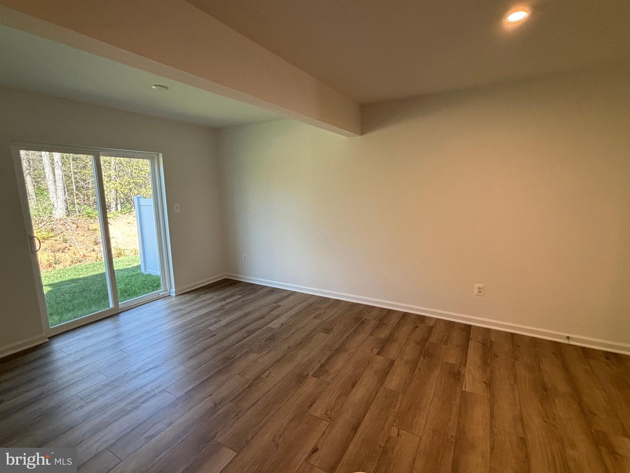 WHISPERING PINES - Residential Lease