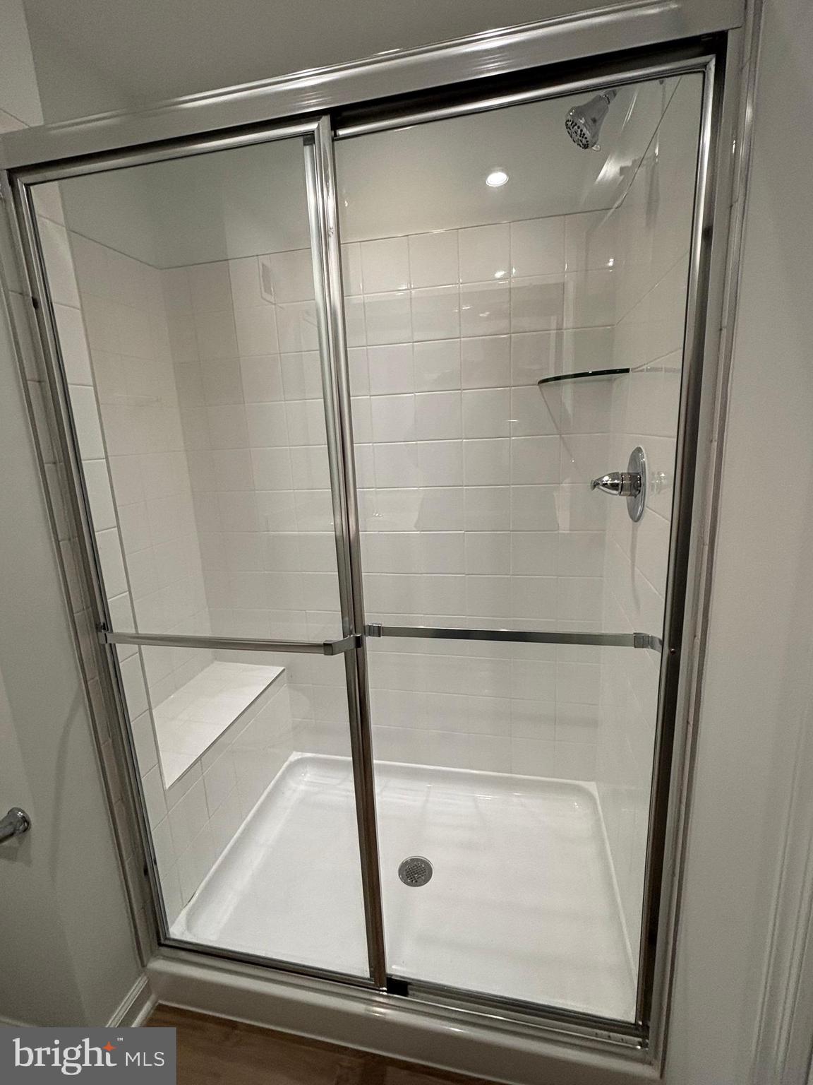 WHISPERING PINES - Residential Lease