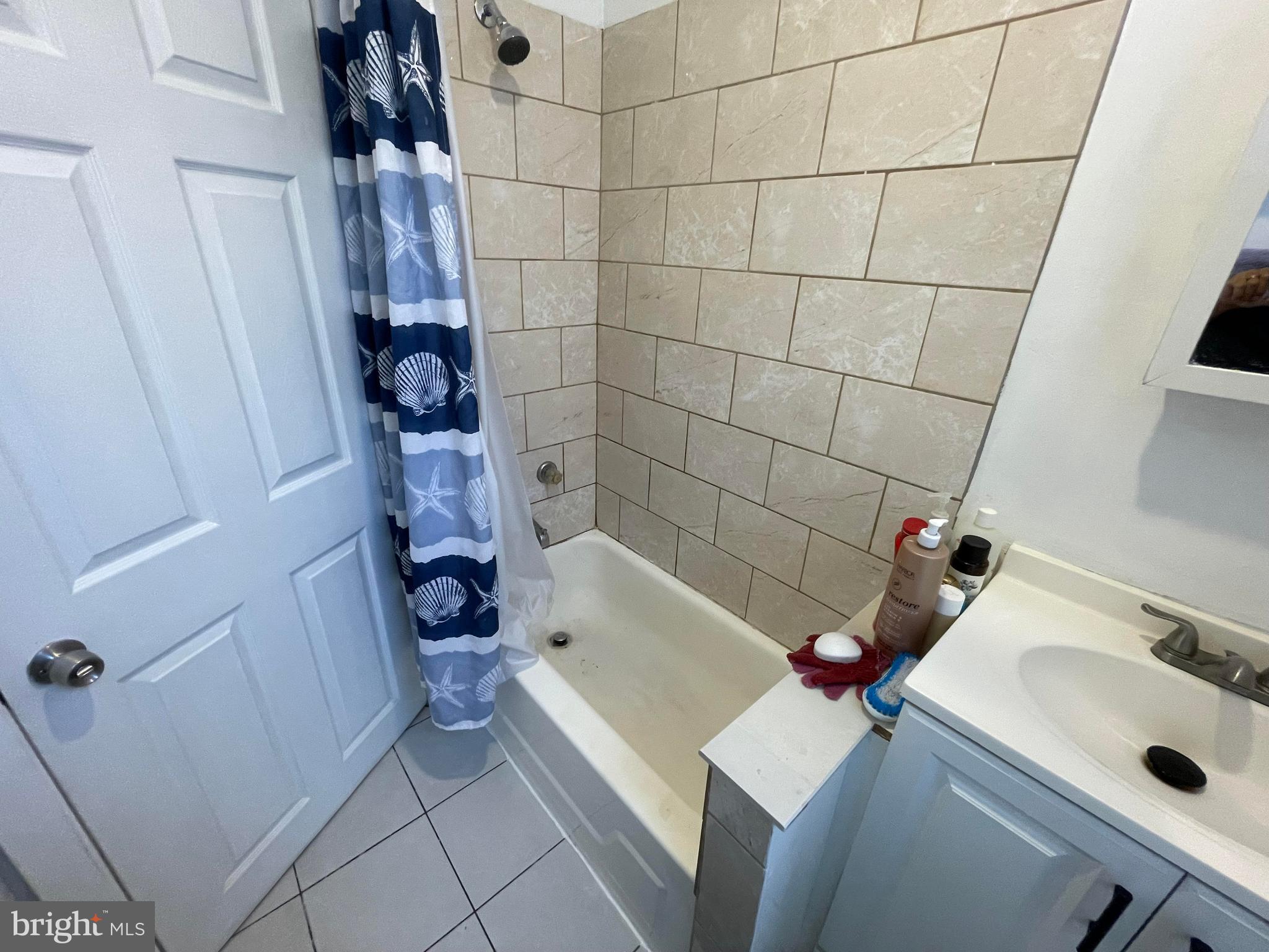 STRAWBERRY MANSION - Residential