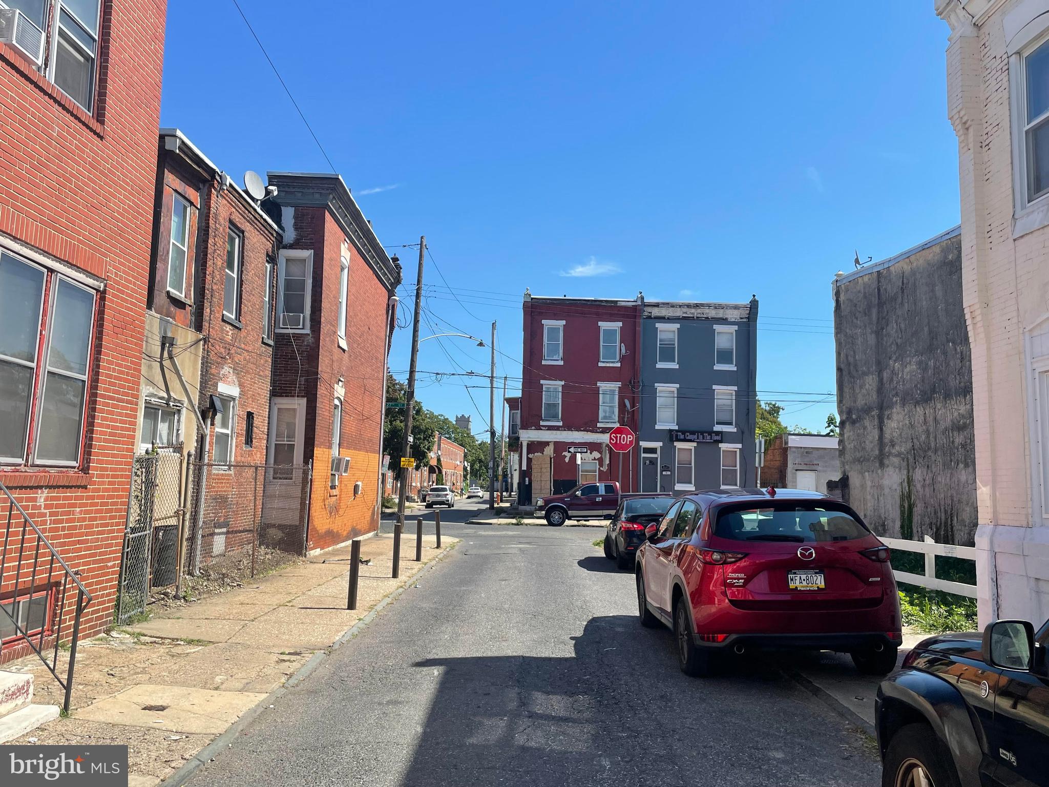 STRAWBERRY MANSION - Residential