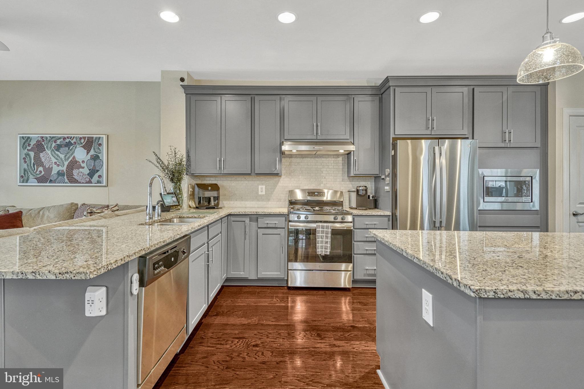 7974 TURTLE CREEK CIRCLE