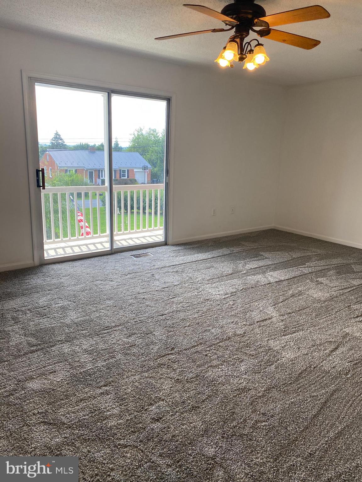 MARTINSBURG CITY - Residential Lease