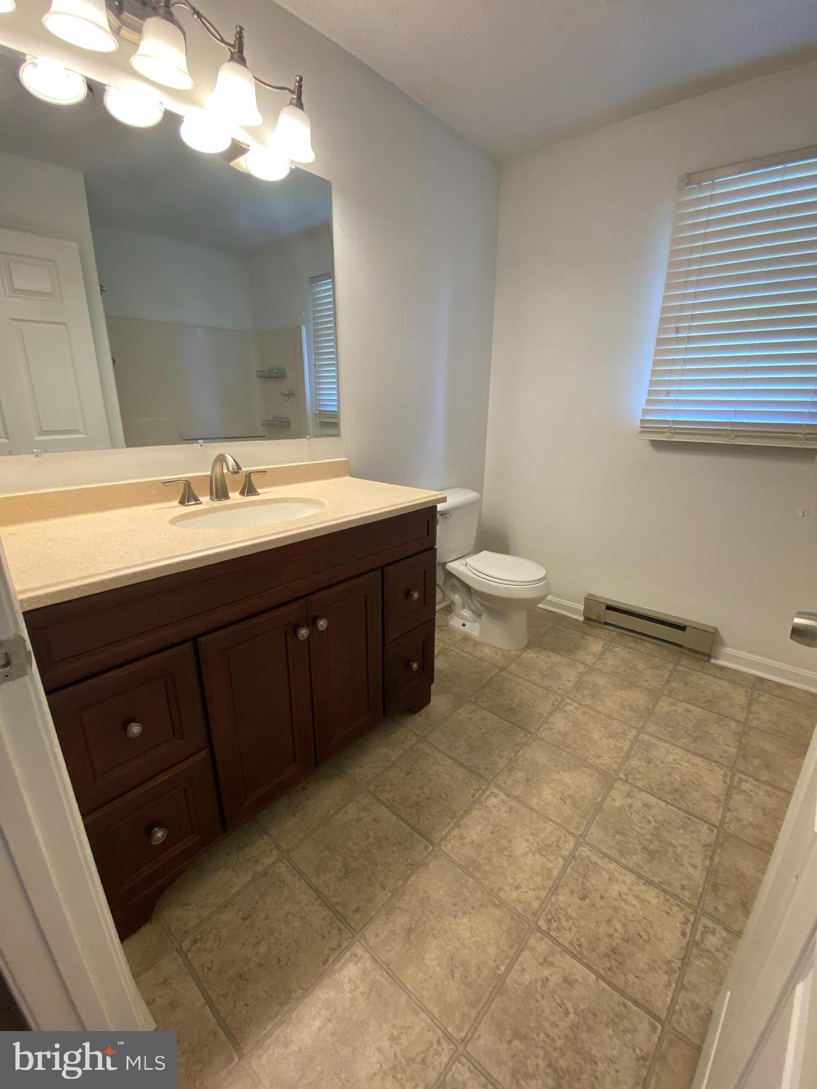 MARTINSBURG CITY - Residential Lease